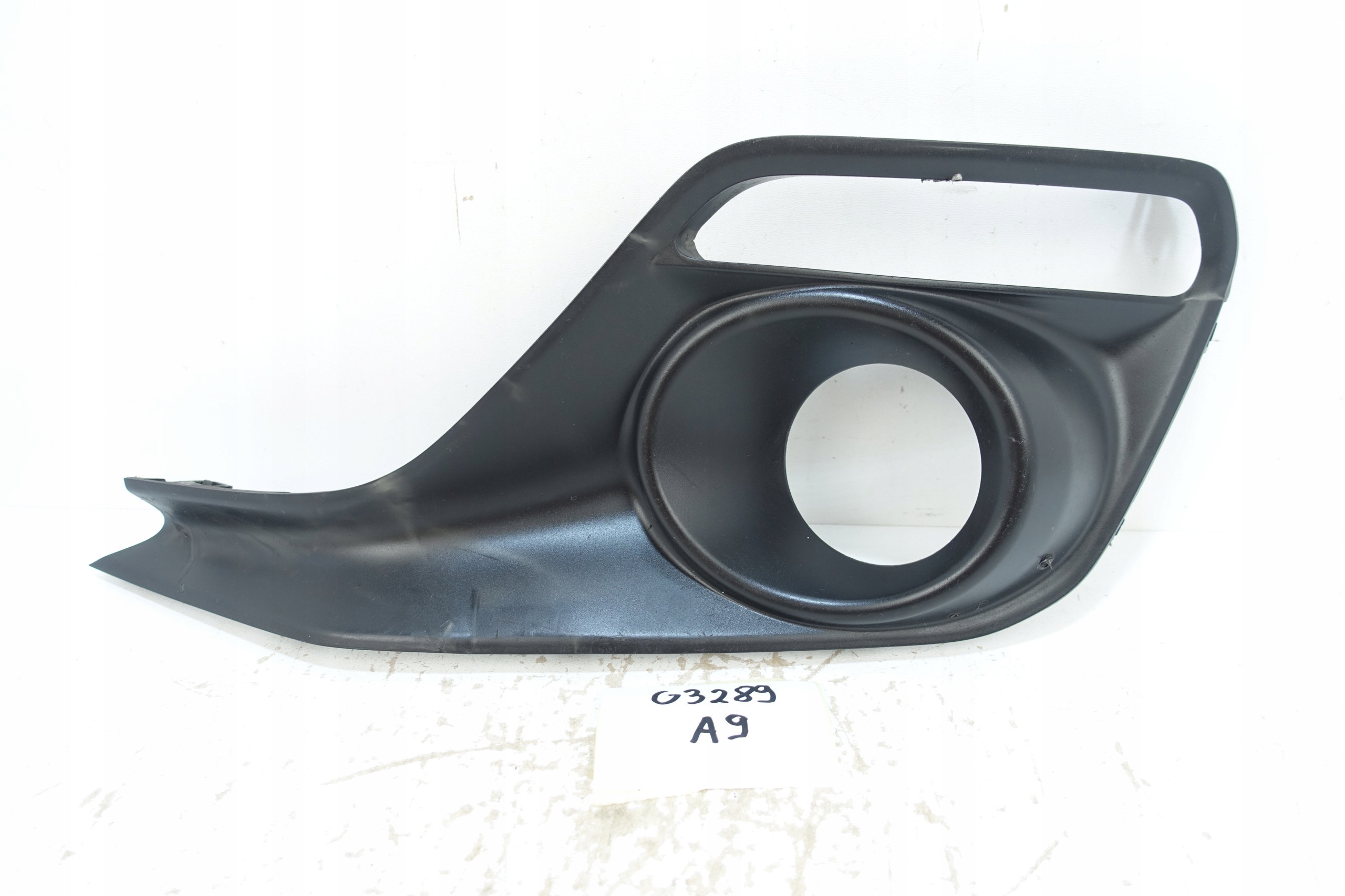 SUZUKI SWIFT MK8 2017- grille grid of a bumper left front 71761-52R2