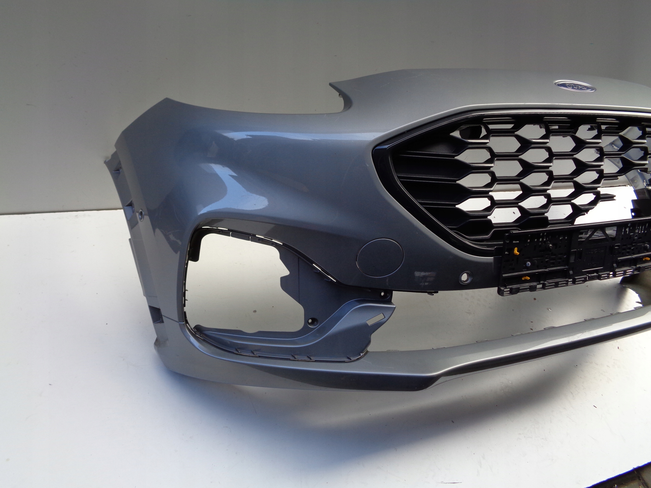 Frontstoßstange FORD PUMA 19- ST-LINE NR 48735