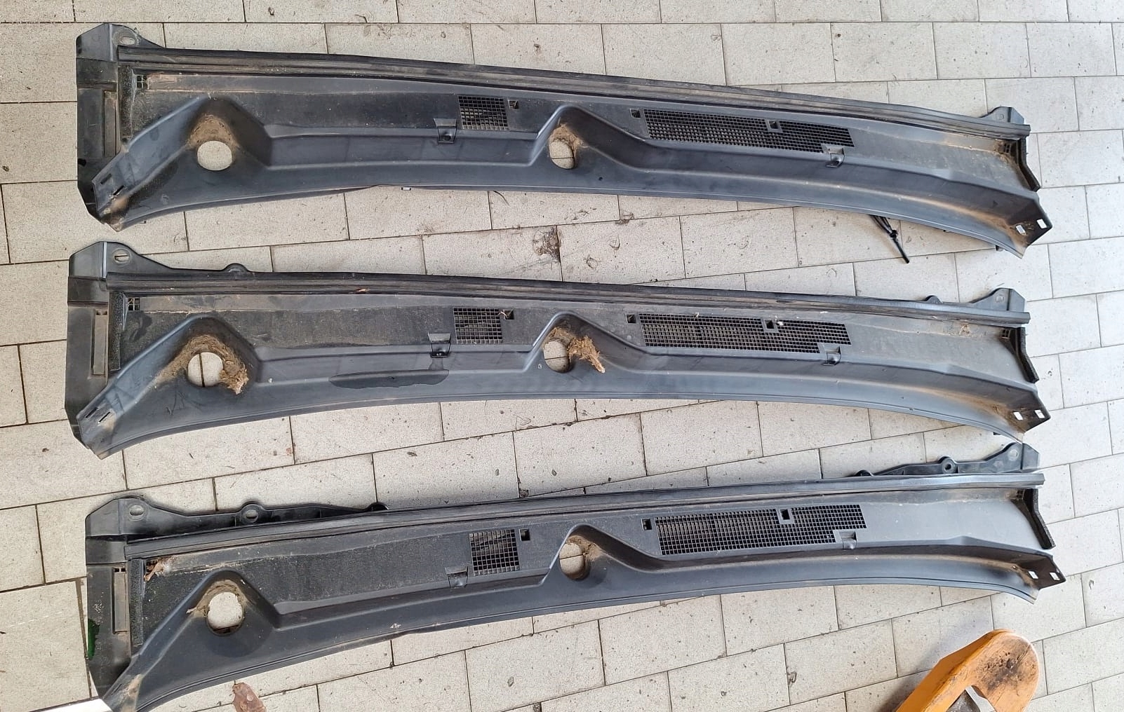 torpedo plastic NISSAN NAVARA D23 NP300 668624KD0A