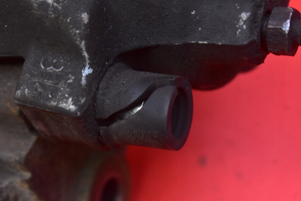caliper brake left rear part MERCEDES E-KLASA W211 2.2 DCI 150 KM 02-06