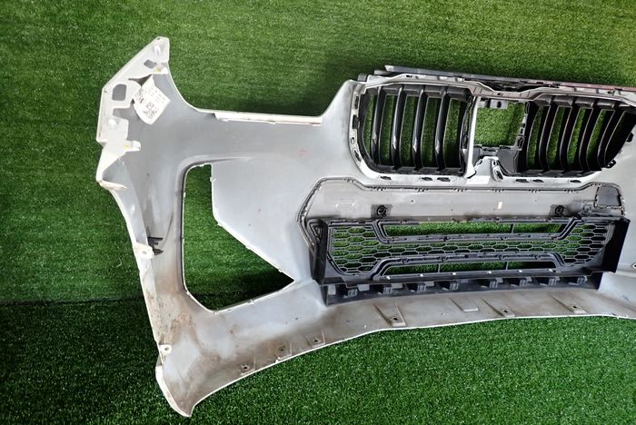 BMW X1 U11 M-Paket 22- Frontstoßstange vorne