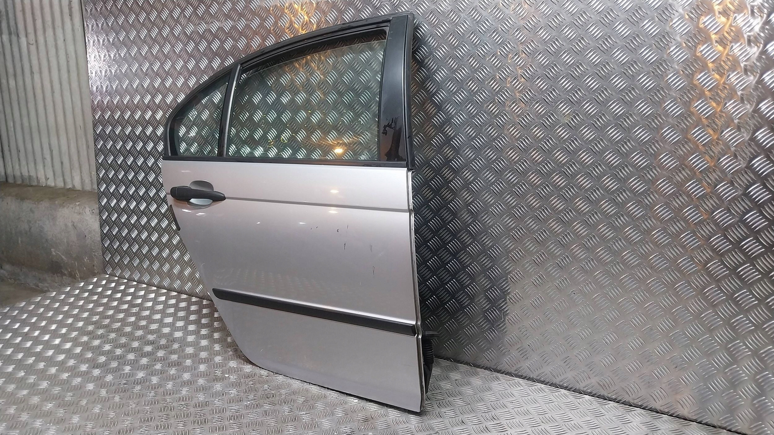 door rear part right BMW 3 E46 98