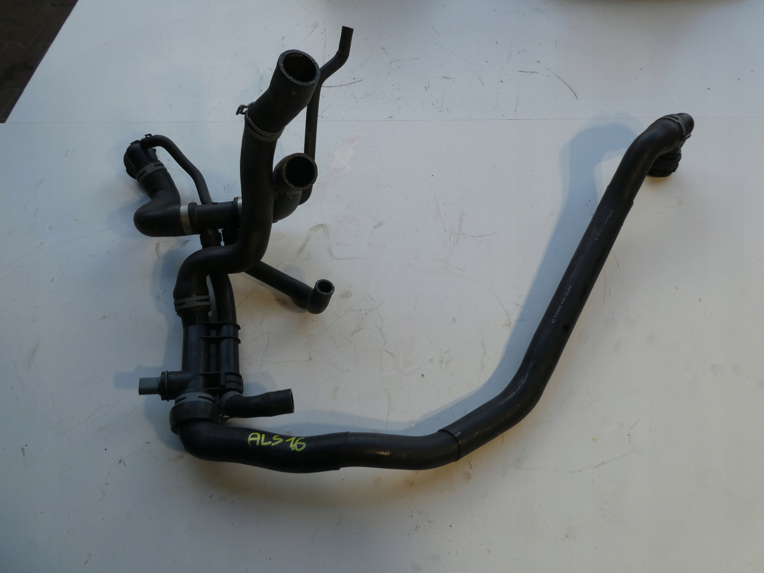VW PRIJENOS PRIRUBNICA VODE 5N0121070K