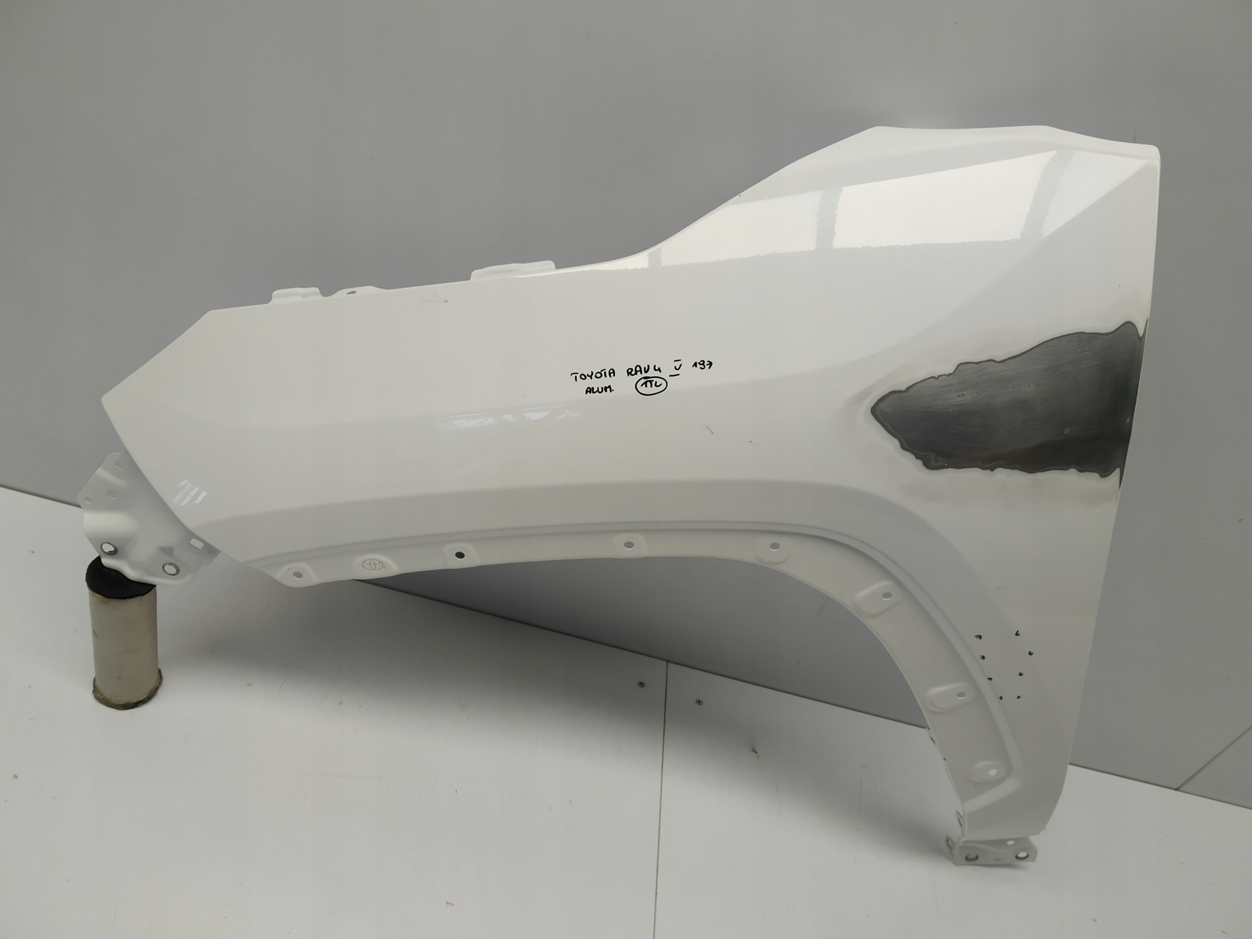Od 2019r Toyota Rav4 rav 4 V fender front left bialy original