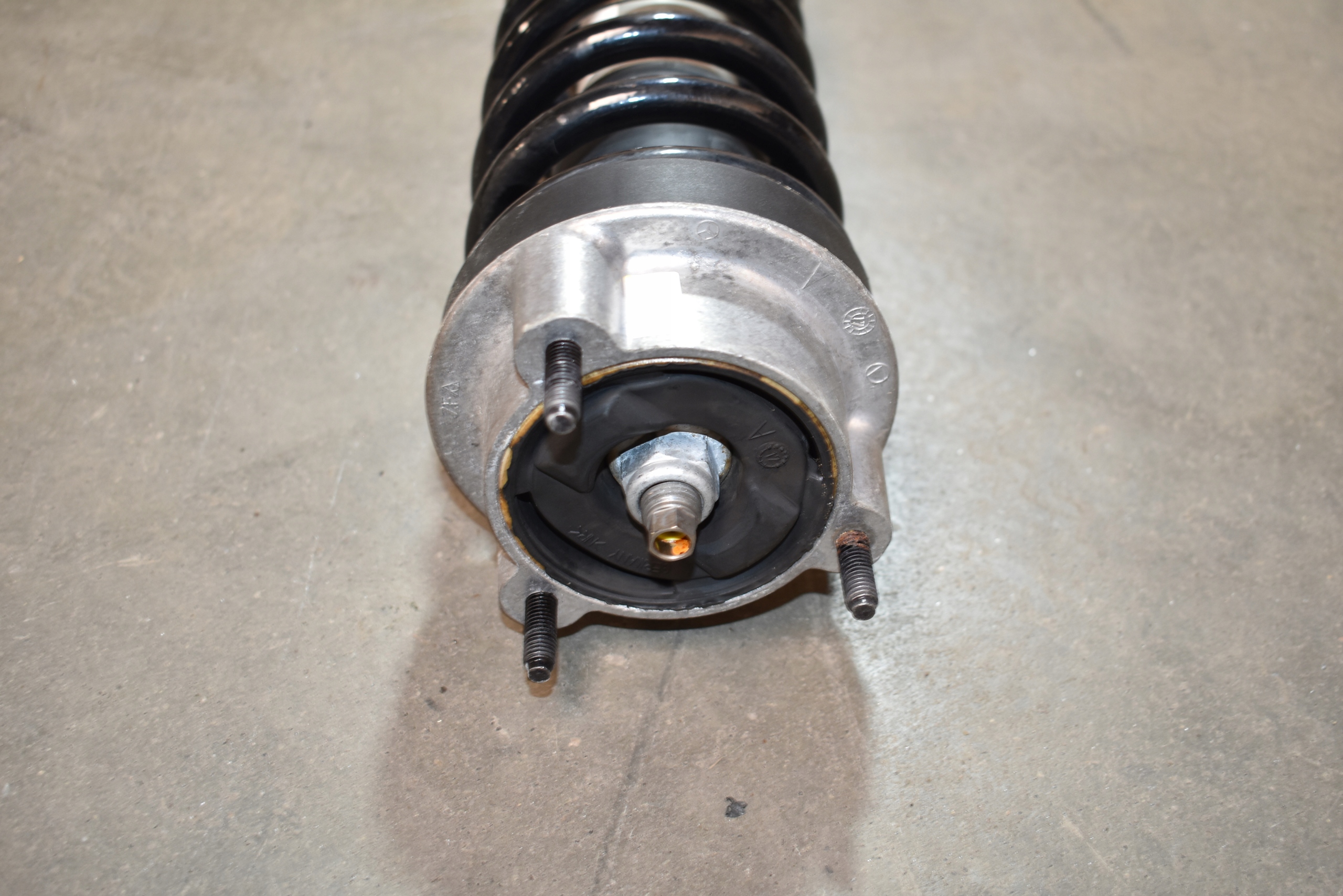 IDEALNY shock absorber front front MERCEDES W190 GT 1