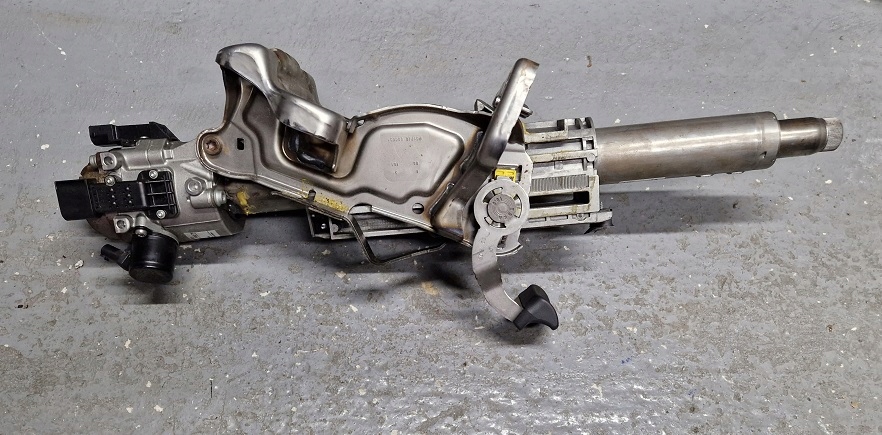 8K0927287E - AUDI Q5 8R рулевая колонка подседельный штырь 8R0419506L