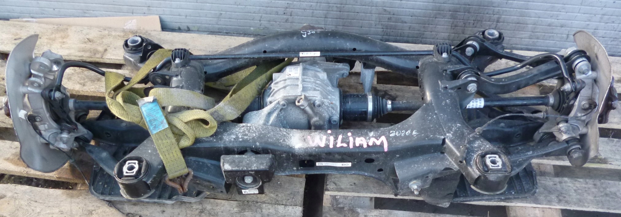 BMW 3 G21 subframe sider axle beam axle beam rear part 8831018
