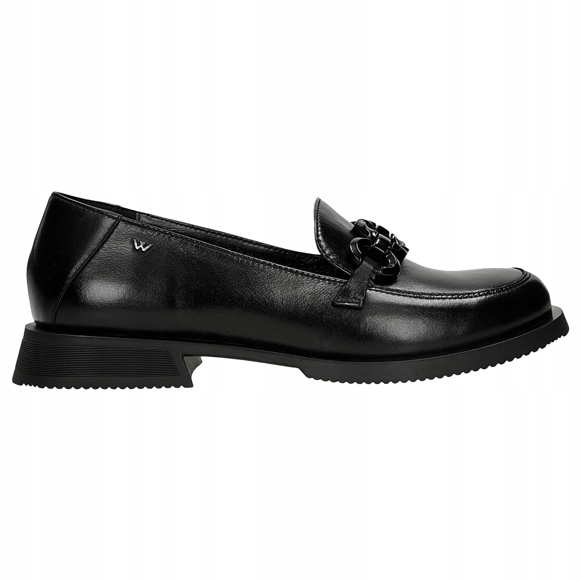 Černé dámské kožené mokasíny s lesklou ozdobou, velikost vel.