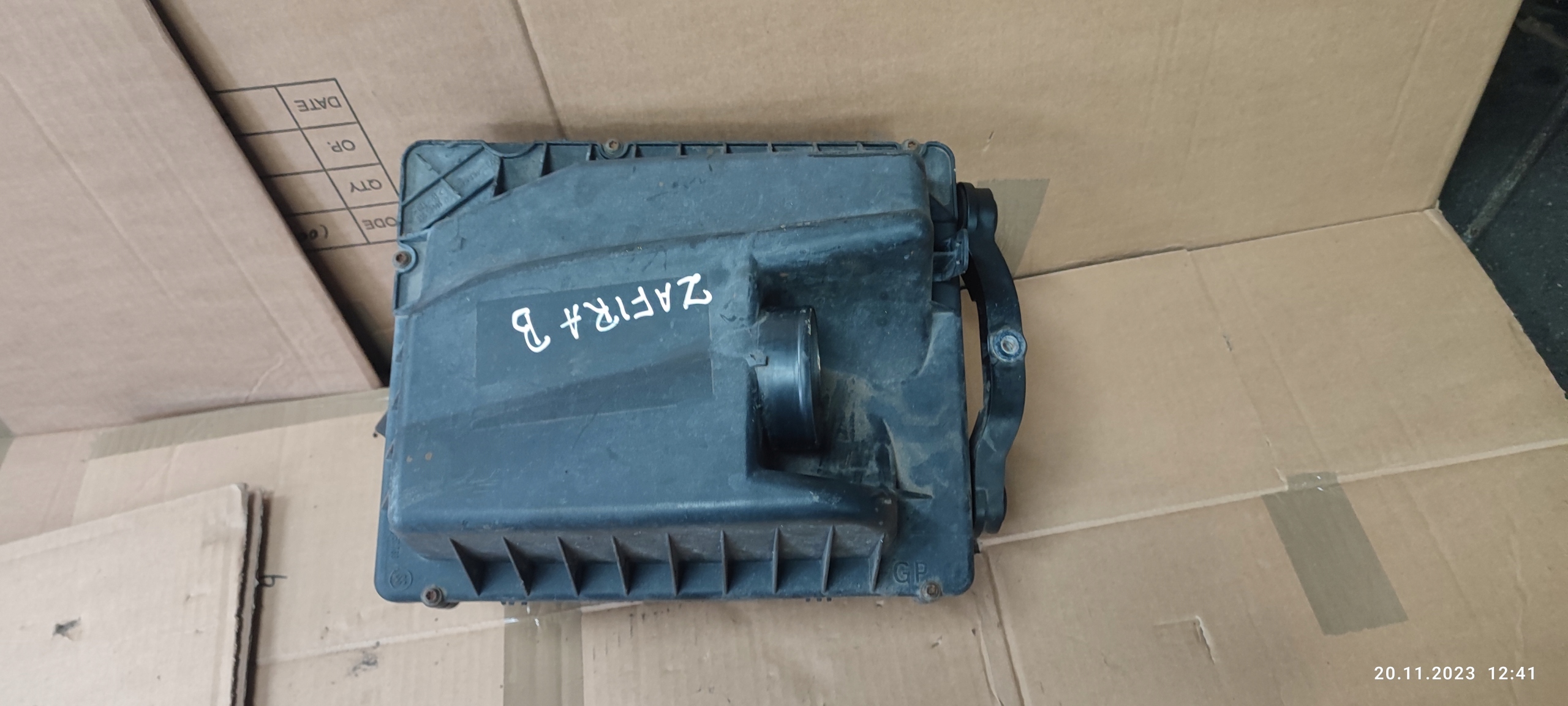 OPEL ZAFIRA B Gehäuse filter luft 2.0 16V TURBO