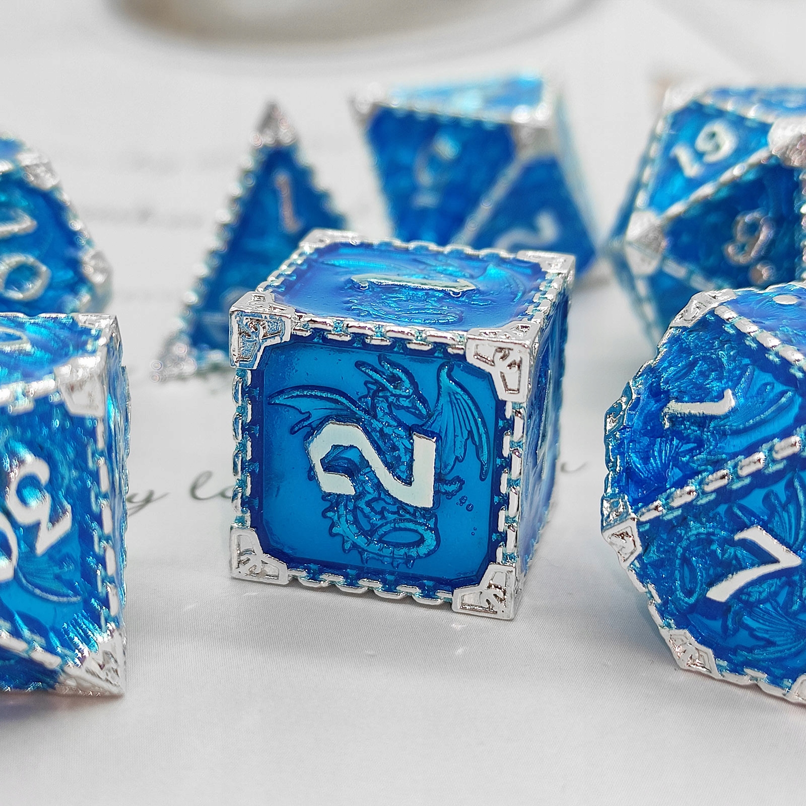 SMOCZA PRZEPOWIEDNIA ZESTAW 7 METALOWYCH KOŚCI RPG Liczba sztuk 7 szt.