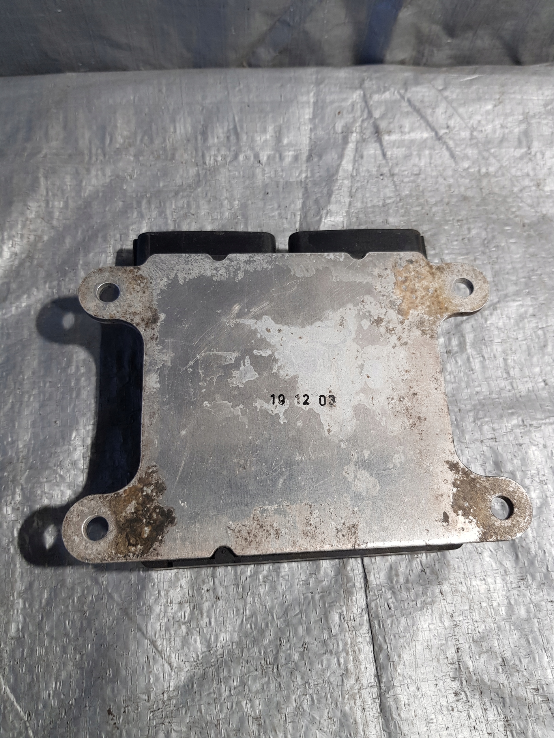 OPEL VECTRA C 3.0 CDTI modul POMPY Einspritzdüse 131000-1270