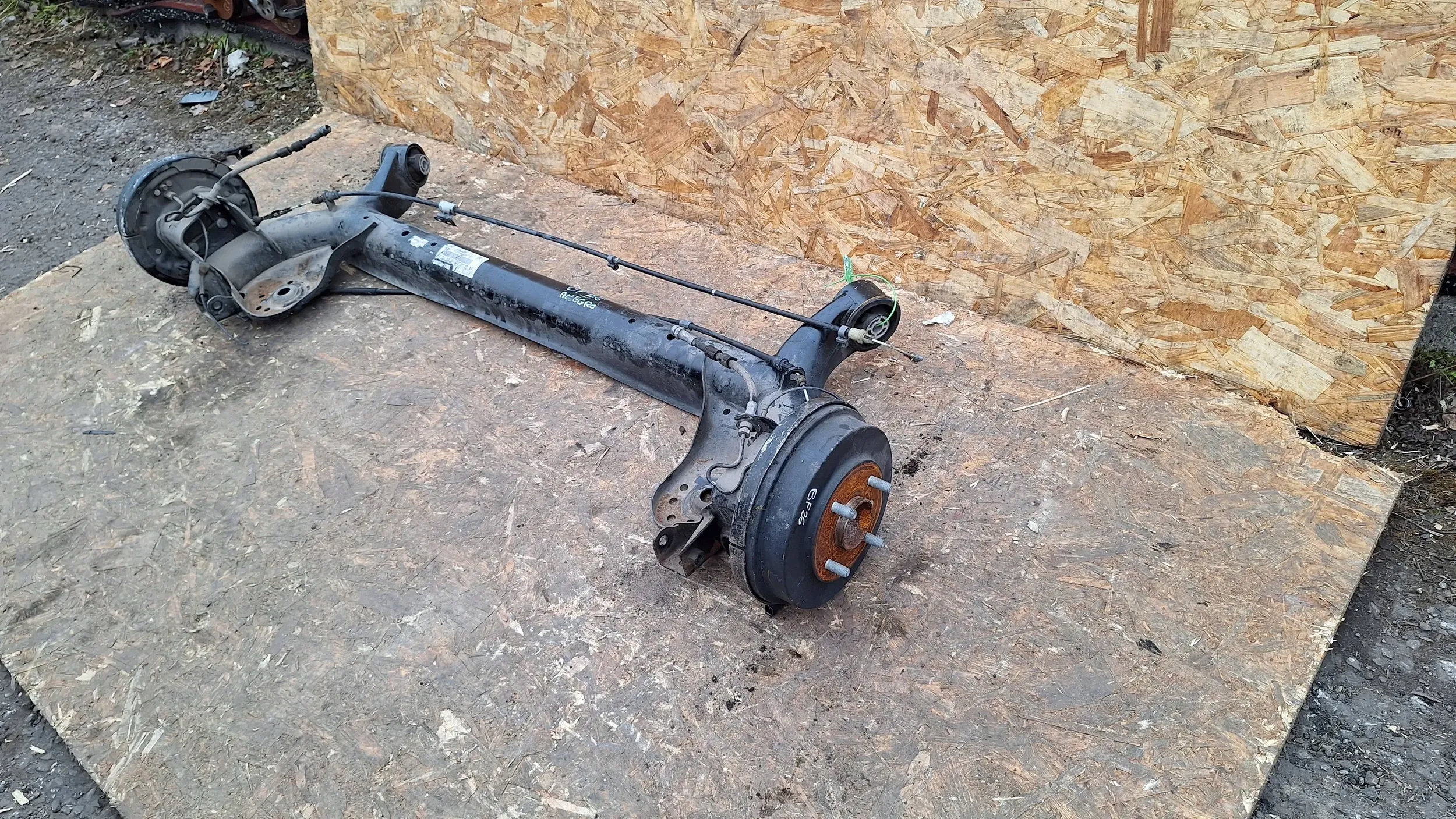 axis sider sususpension rear part FORD FIESTA MK8 2017-23