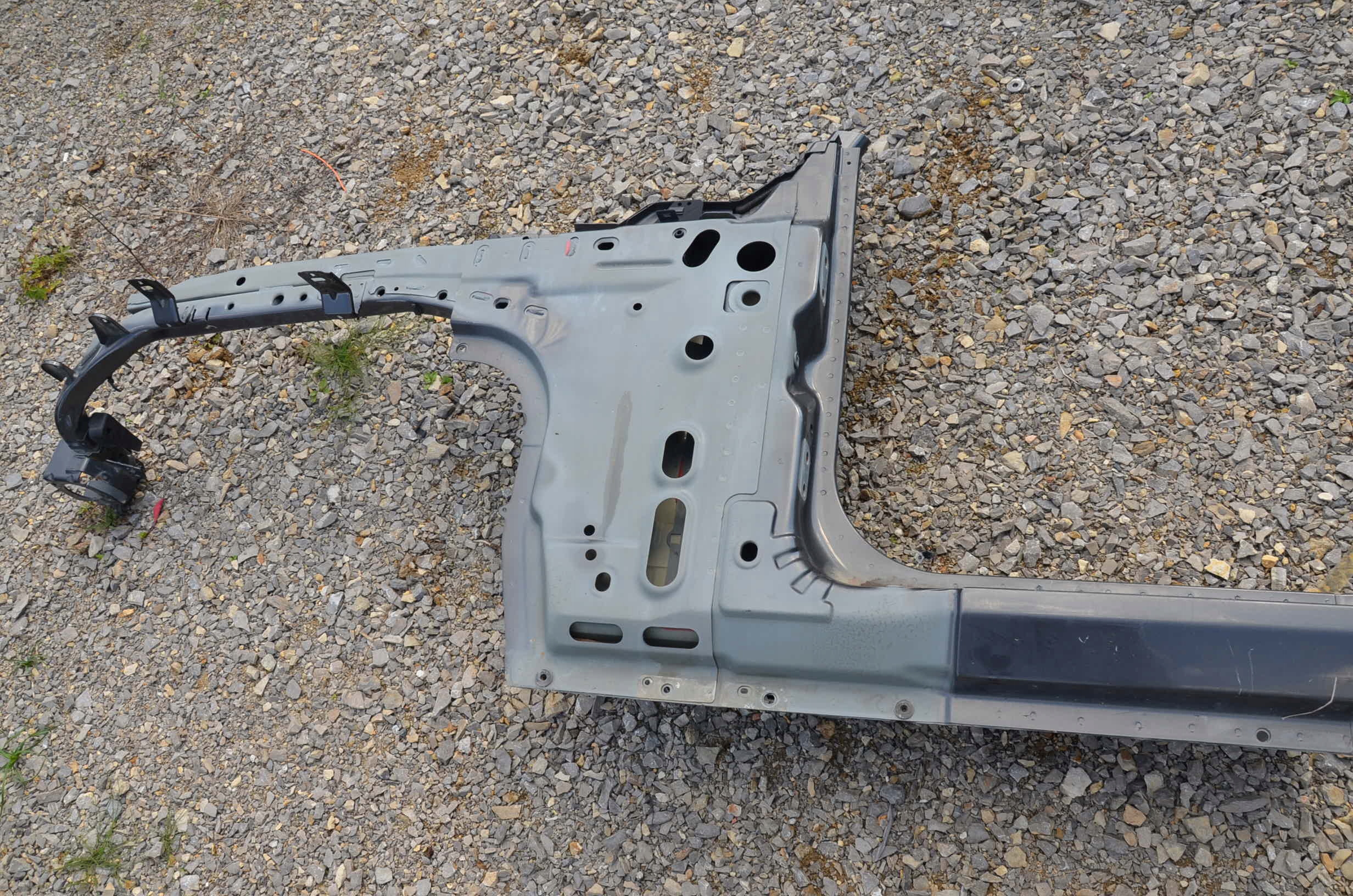 ЛІВА ЧВЕРТЬ ПРОМЕНЯ JEEP WRANGLER JL 2D / 4D