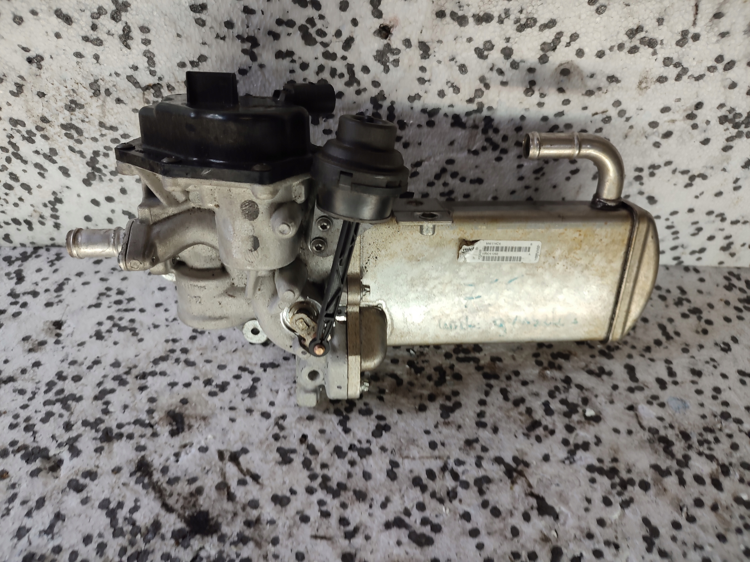 AUDI VW 2.0 TDI радиатор выхлопных газов с EGR V29041282