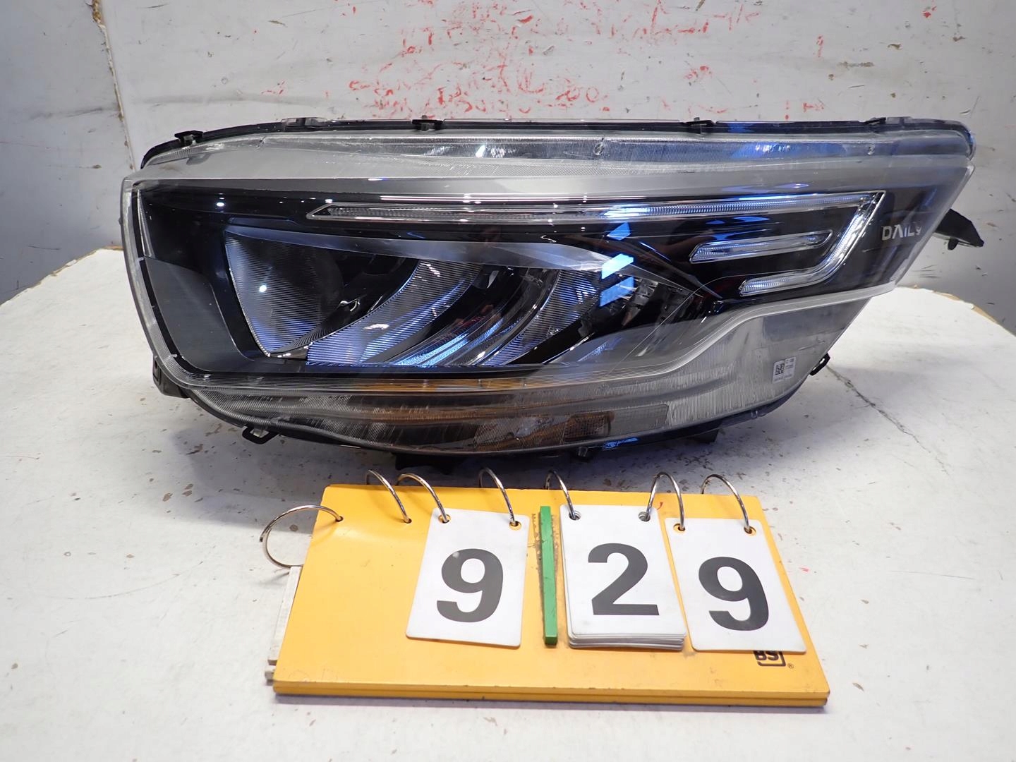 light front front left IVECO DAILY 2019- FULL LED 05802711800