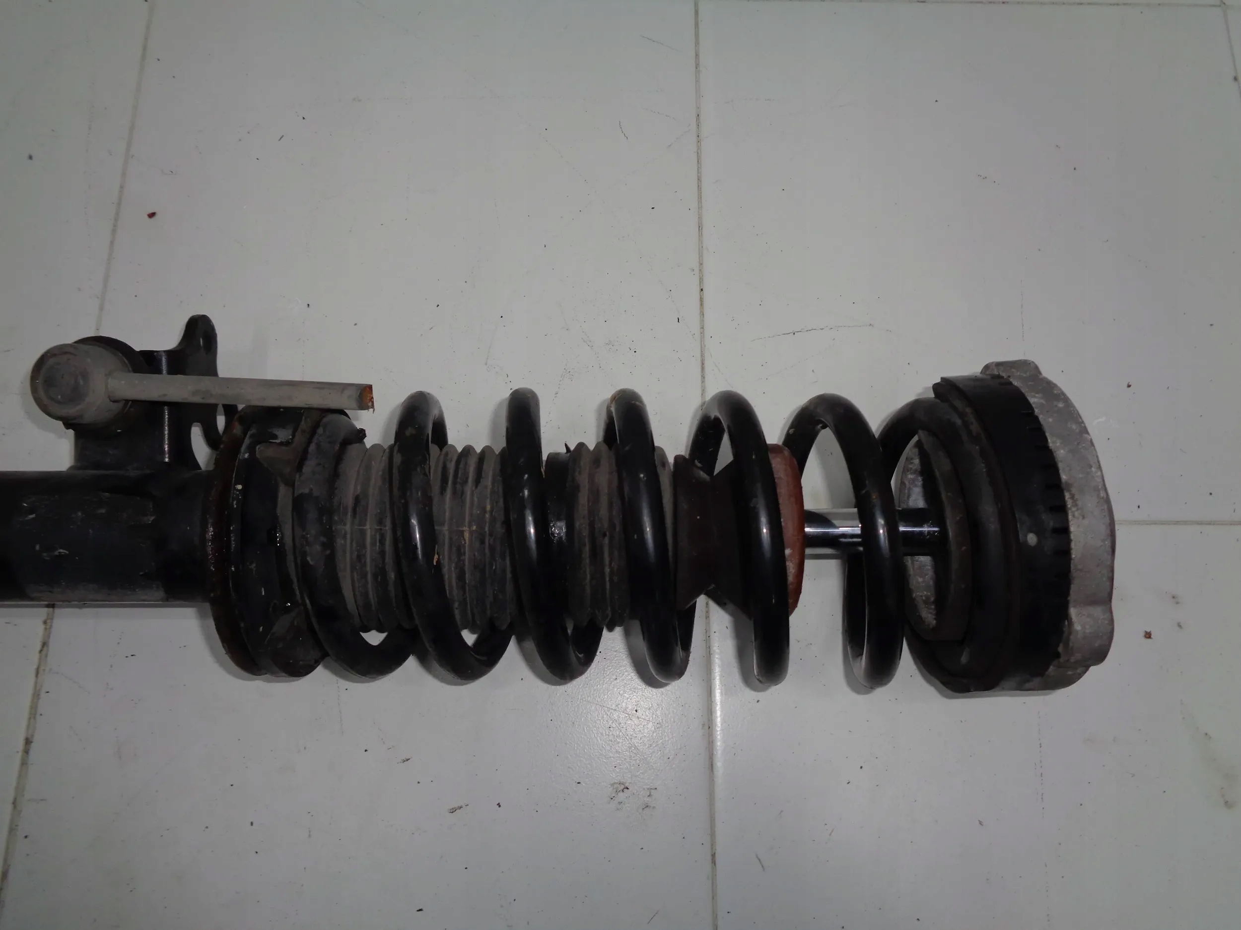 BMW 5 F10 shock absorber McPherson right front 3,0D 10R