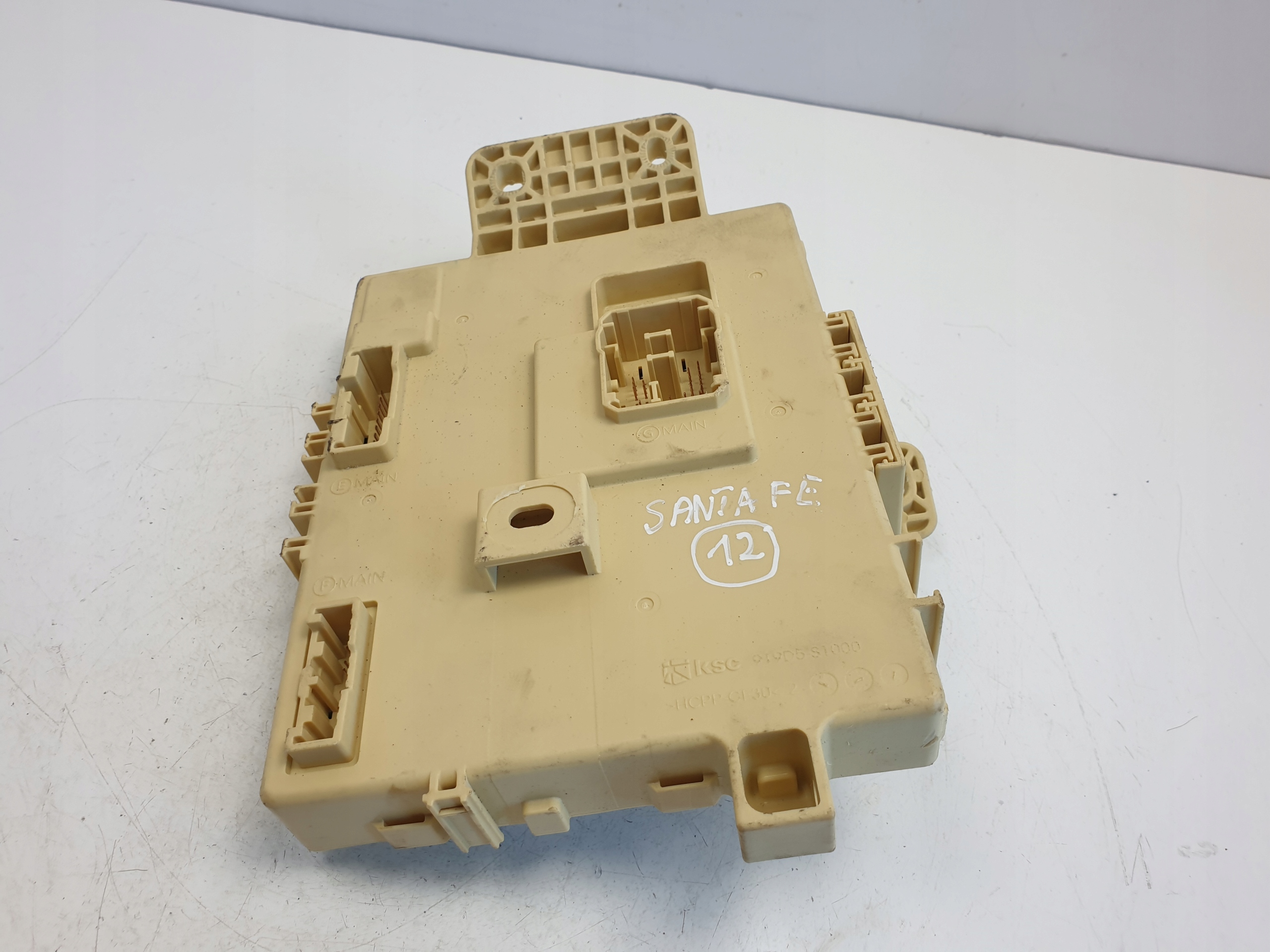 Santa Fe IV 2.2 CRDI SKRZYNKA BEZPIECZNIKÓW BSI Wersja Europejska