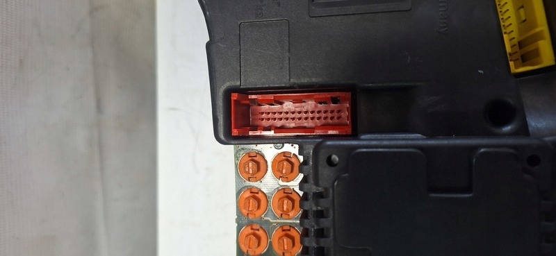 dials dials petrol Audi OE 4D0919033F
