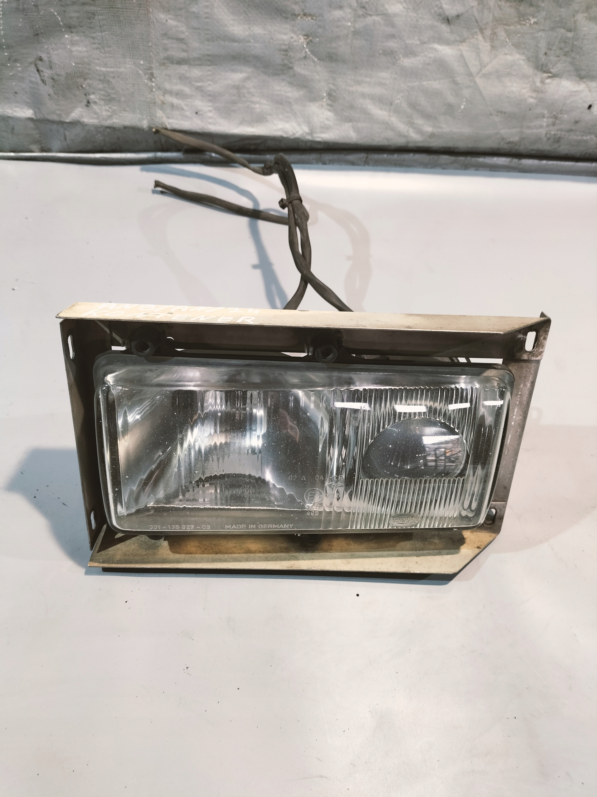 REFLEKTOR light front SCANIA 4 left HELLA
