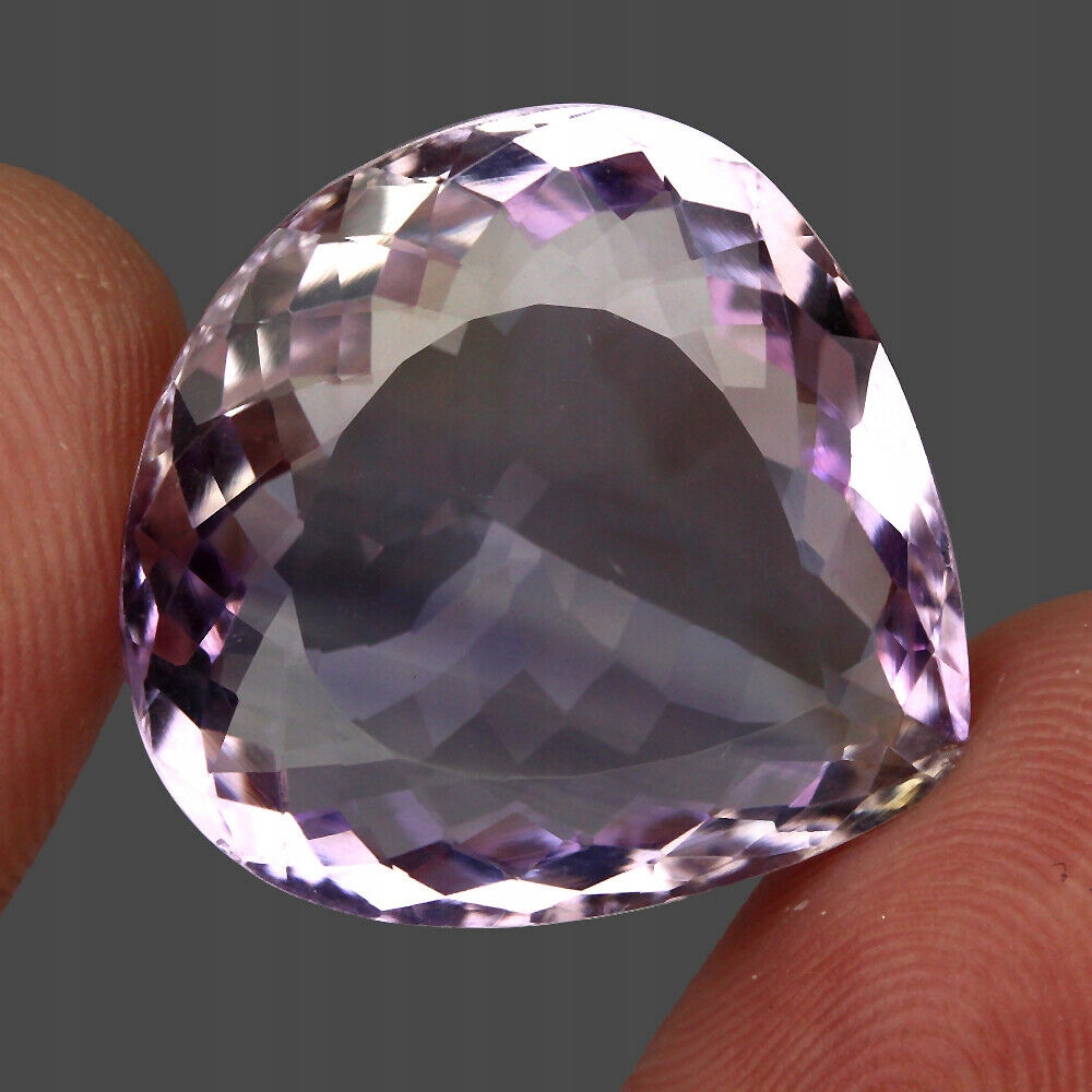 Přírodní kámen ametrin 31.37ct Vvs dvoubarevný