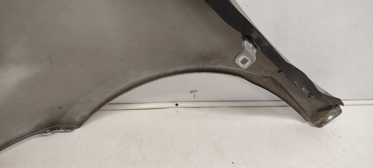 fender right front front Mercedes W169 761
