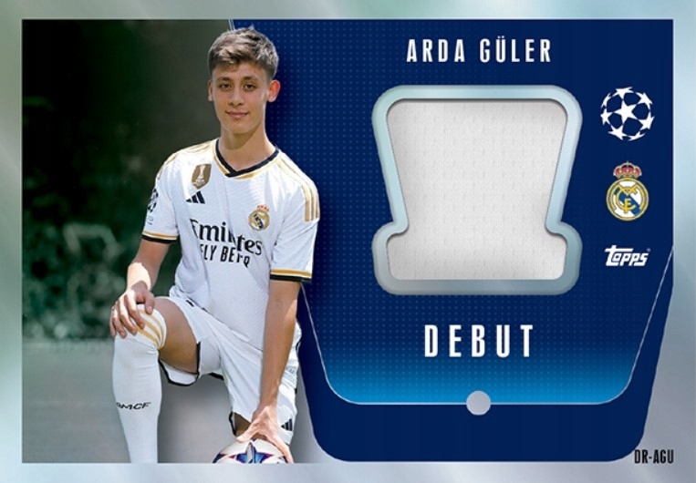 MEGA PUSZKA Z KARTAMI MATCH ATTAX EXTRA 70 KARTY PIŁKARSKIE DO ALBUMU TOPPS Język publikacji polski