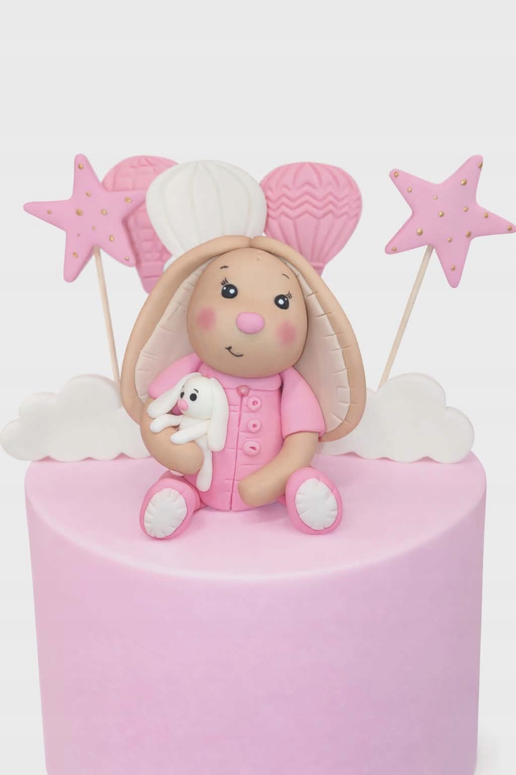 Figurka Królik Króliczek z masy cukrowej na tort dekoracja