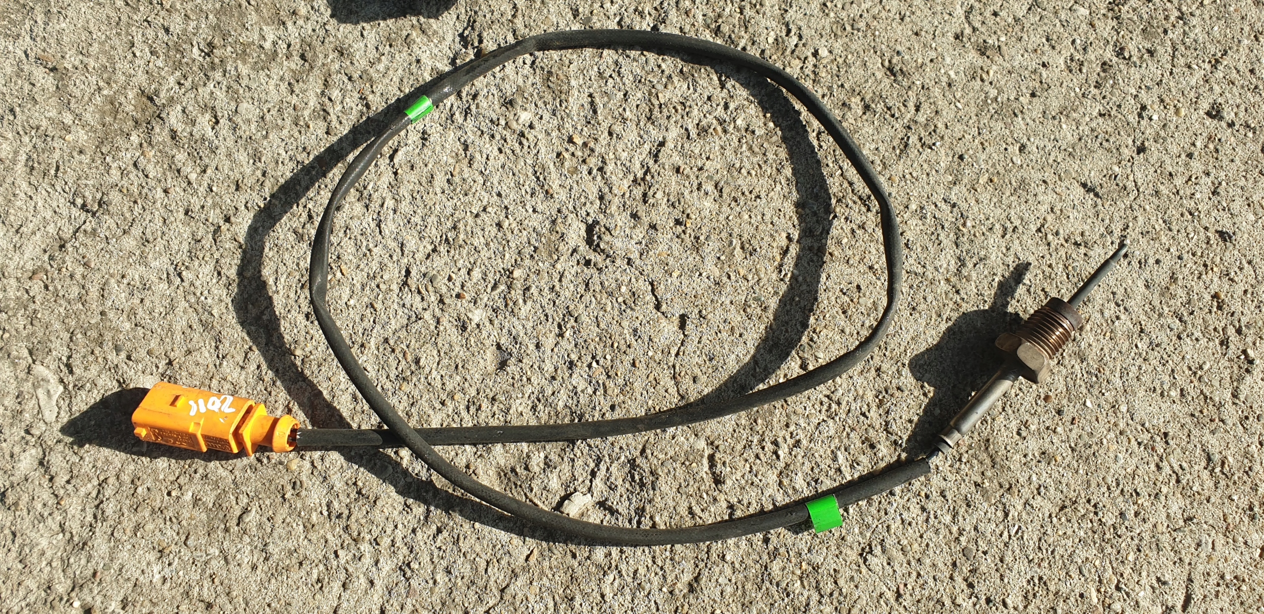 Sensor TEMP. Gase 2.0 TDI 03L906088BJ SEAT AUDI