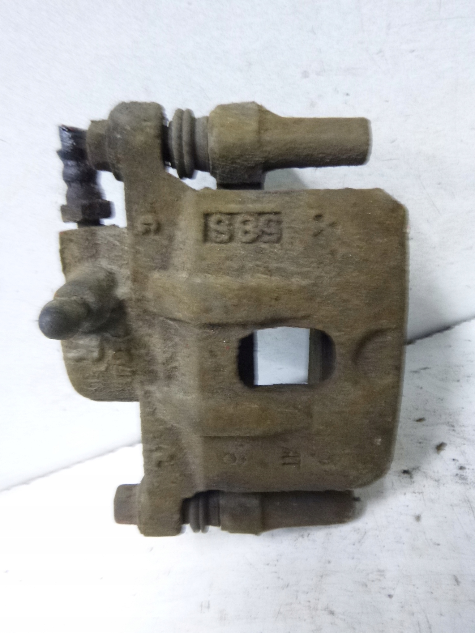caliper brake rear part Mitsubishi Lancer VII 1.6 05r