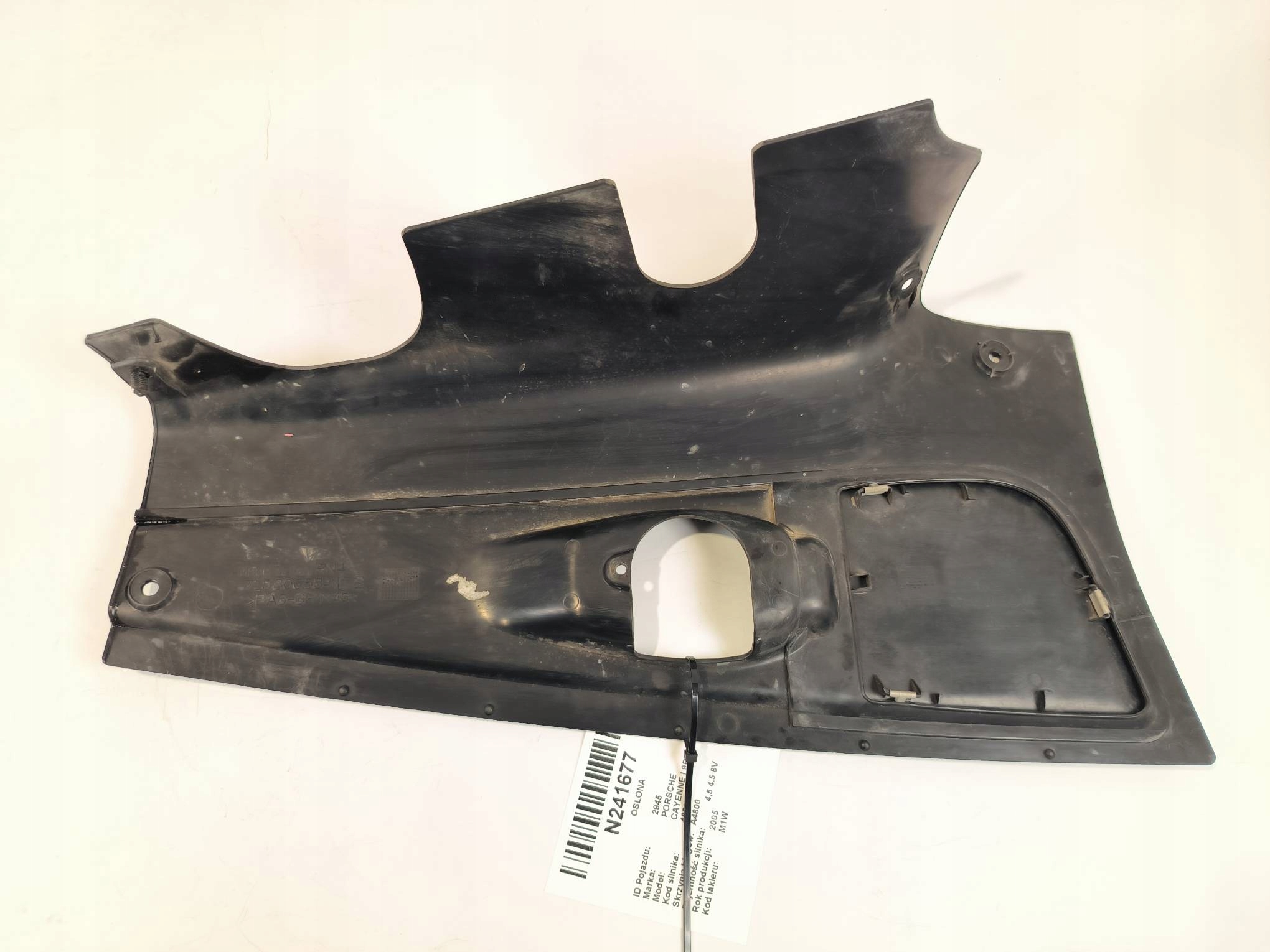 motor cover 725806584D PORSCHE CAYENNE and 9PA
