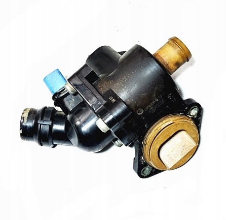 Obudowa termostatu 2.0 20v Audi A4 B6 B7 A6 C5