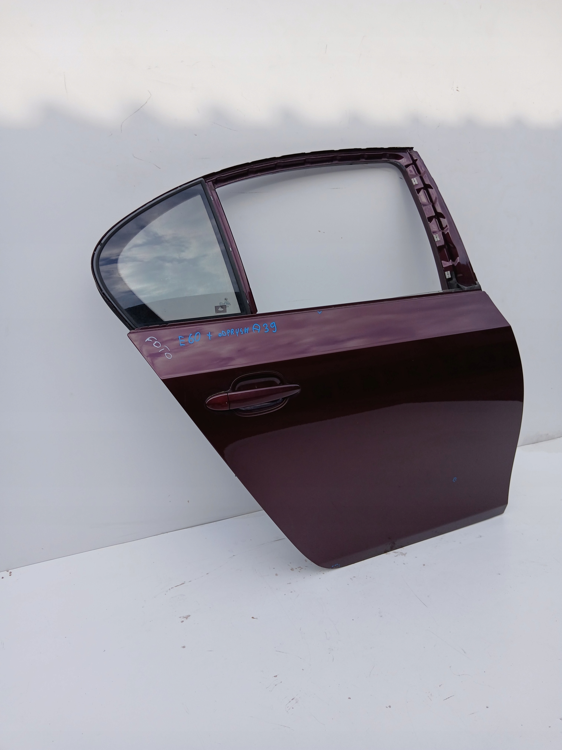 Tür rechts hinten BMW E60 A39/3 BARBERAROT