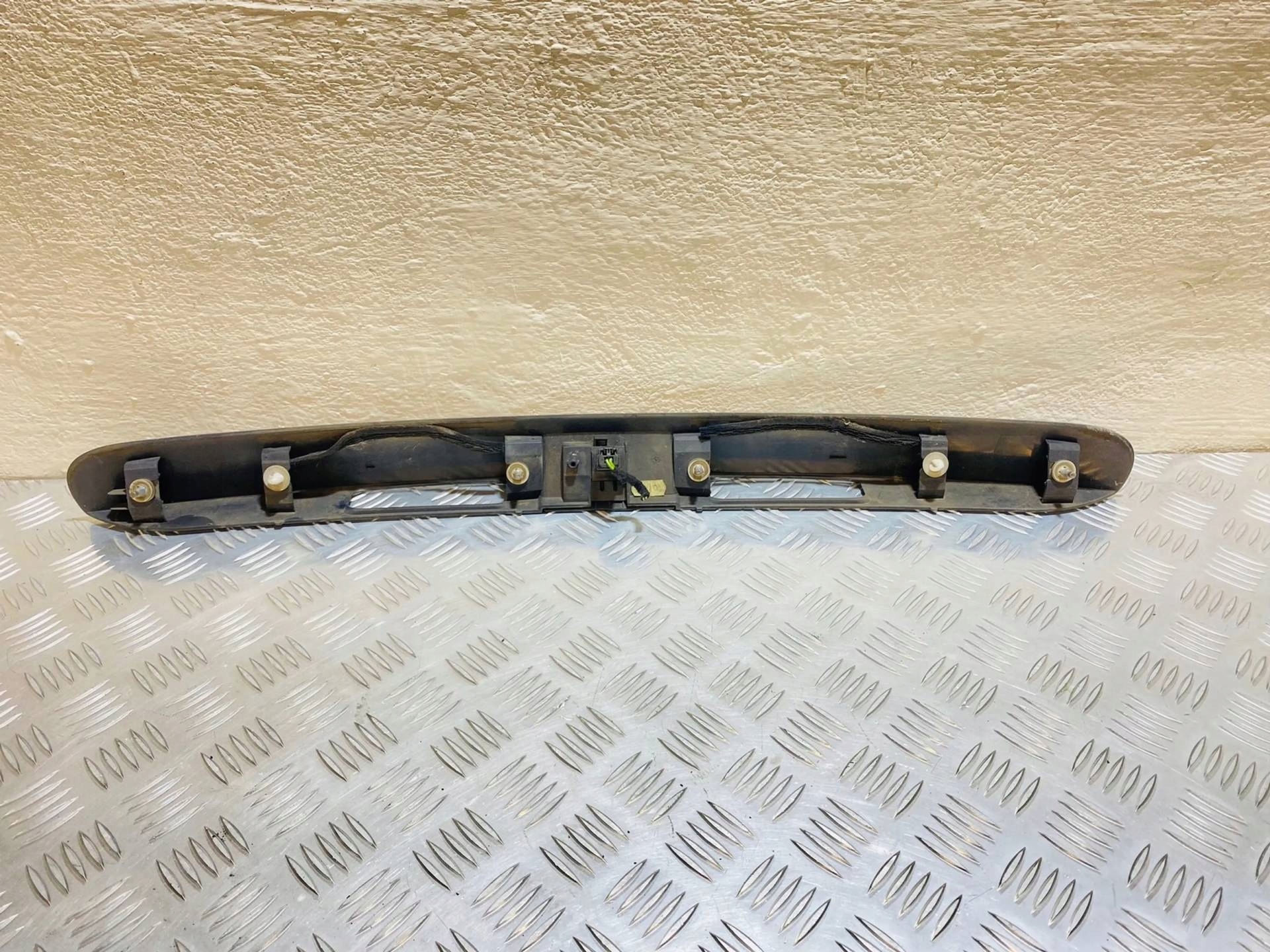 moulding bonnet Peugeot 207 2006 9650751477