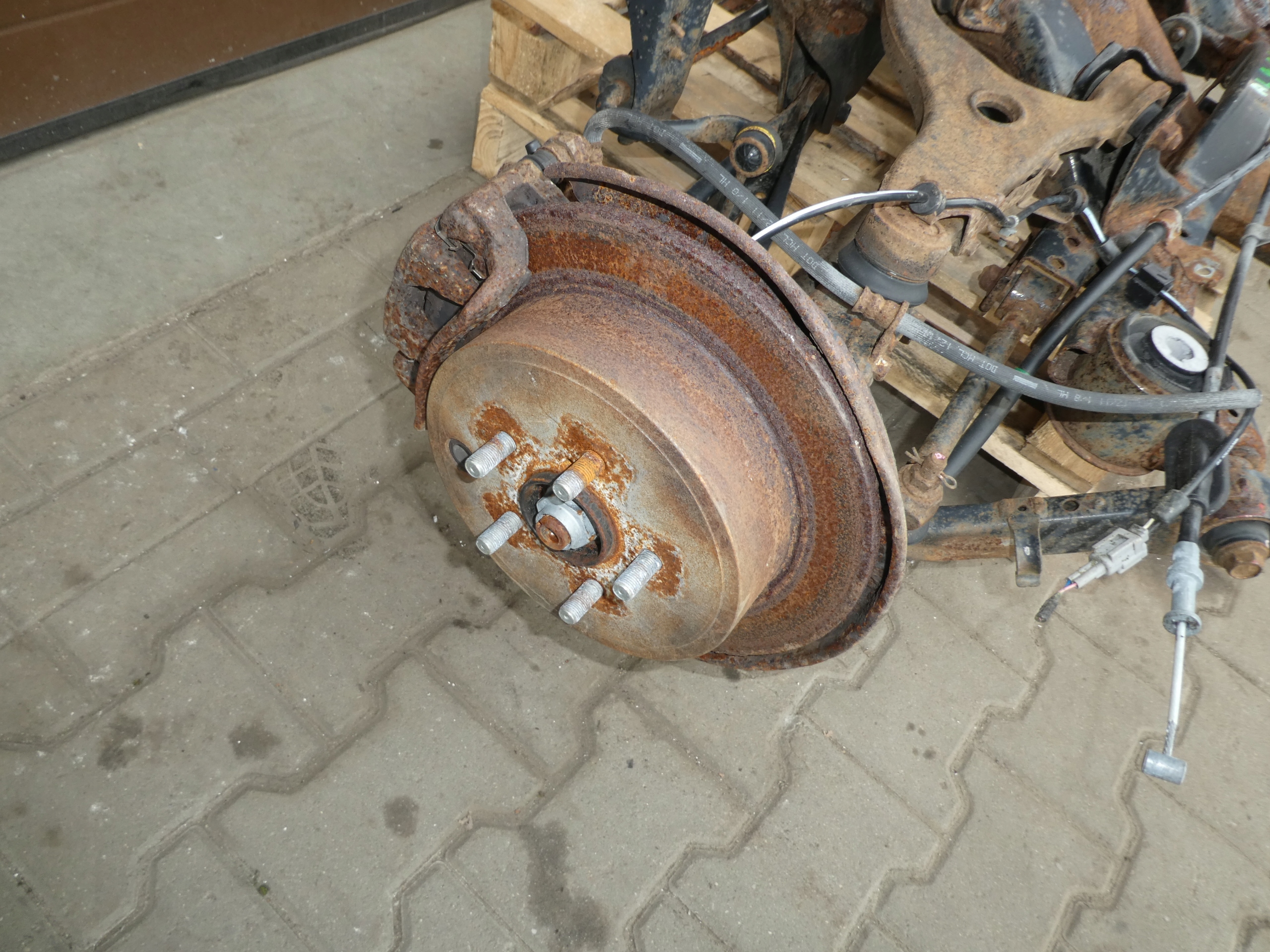 SUBARU FORESTER sususpension rear part rear. diff