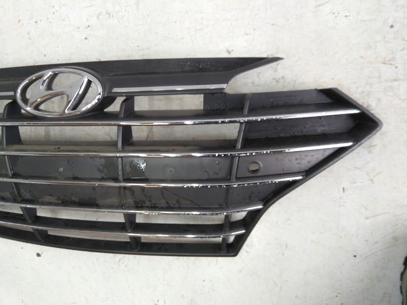 Hyundai Elantra EL Kühlergrill FRONTGRILL Kühlergitter 86352F2BA0 - Thumbnail 2