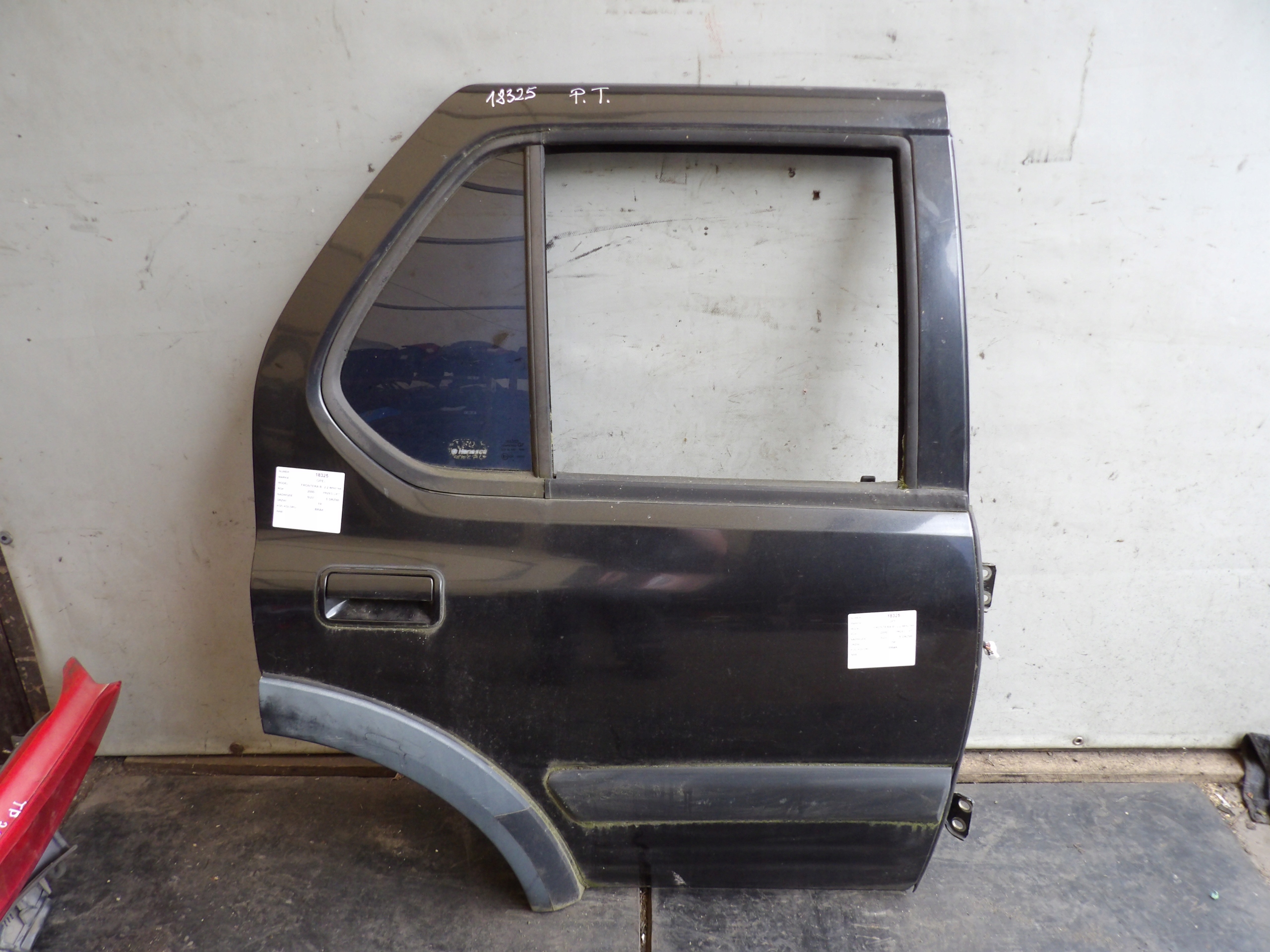 Opel Frontera B door rear. right