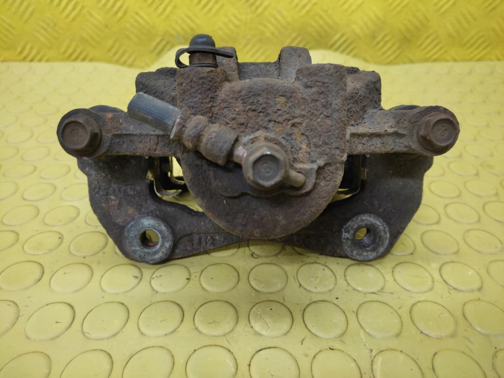 KIA CEED and 1.6 16V caliper brake right front