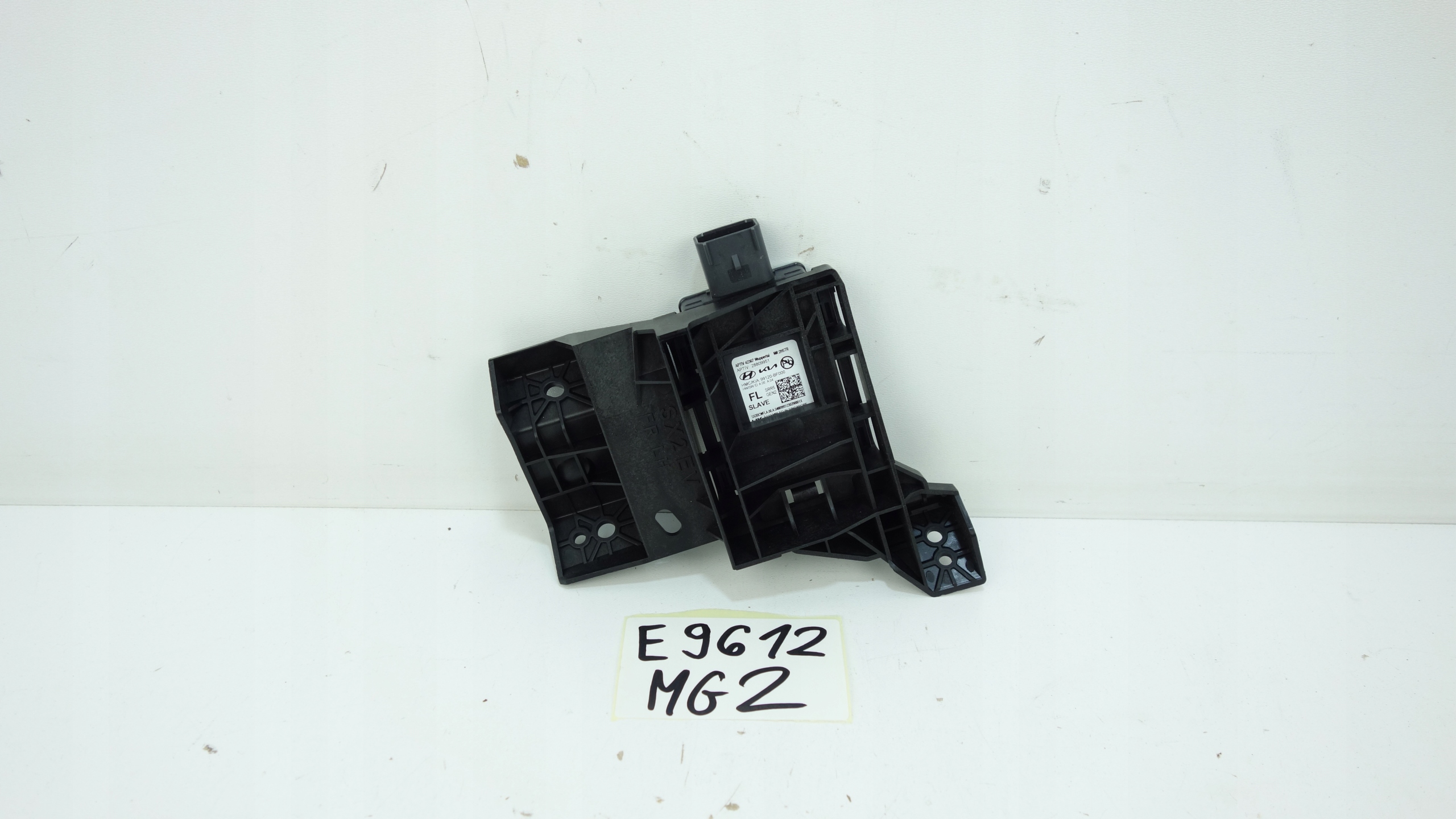 HYUNDAI KONA II 2023- module SENSOR RADAR MARTWEGO POLA left 99120-BF000