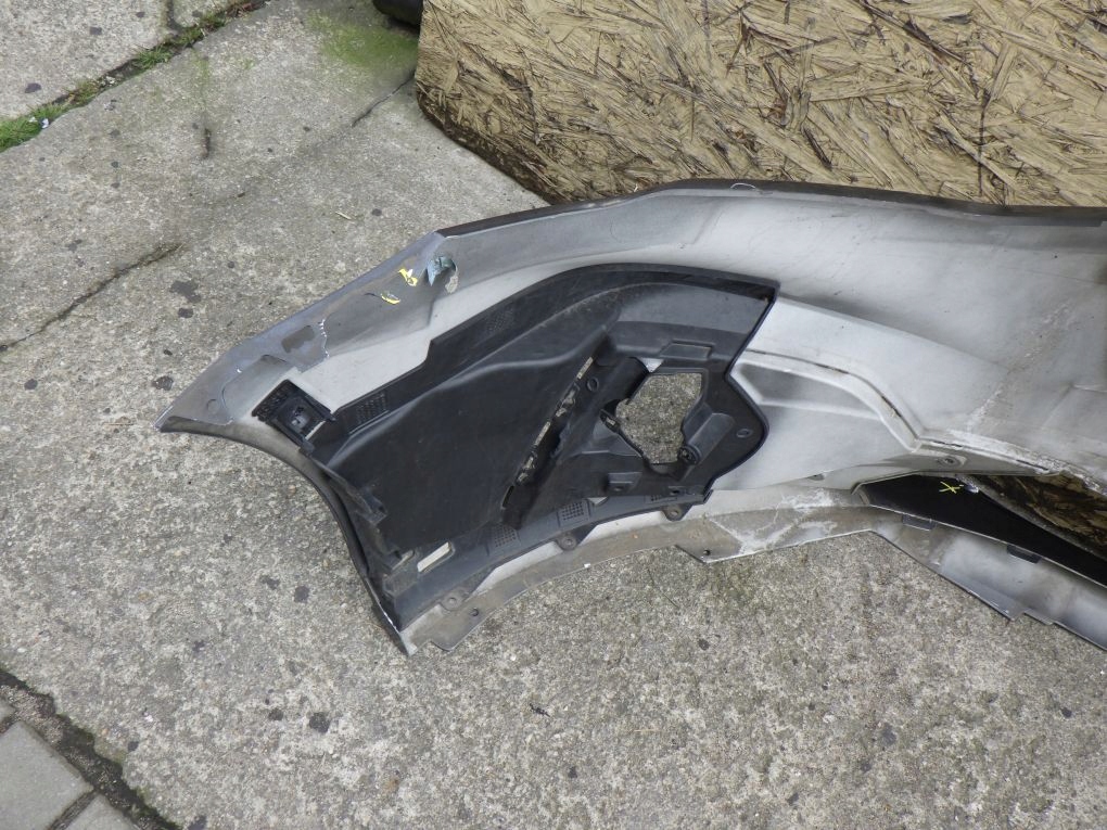 FORD FOCUS MK4 ST LINE 18- Frontstoßstange