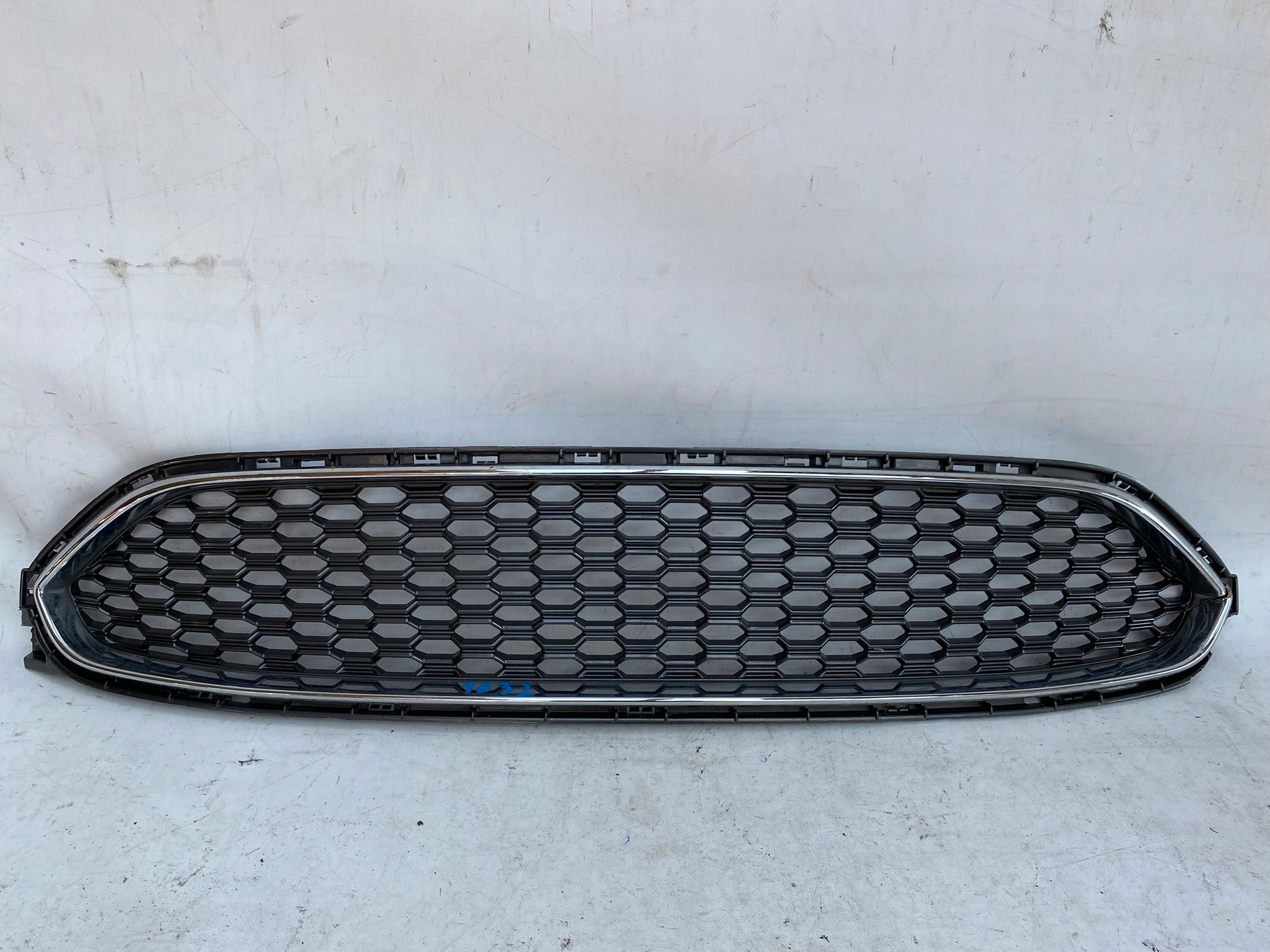 FORD S-MAX II MK2 VIGNALE 15- grill grille radiator GM2B-8200
