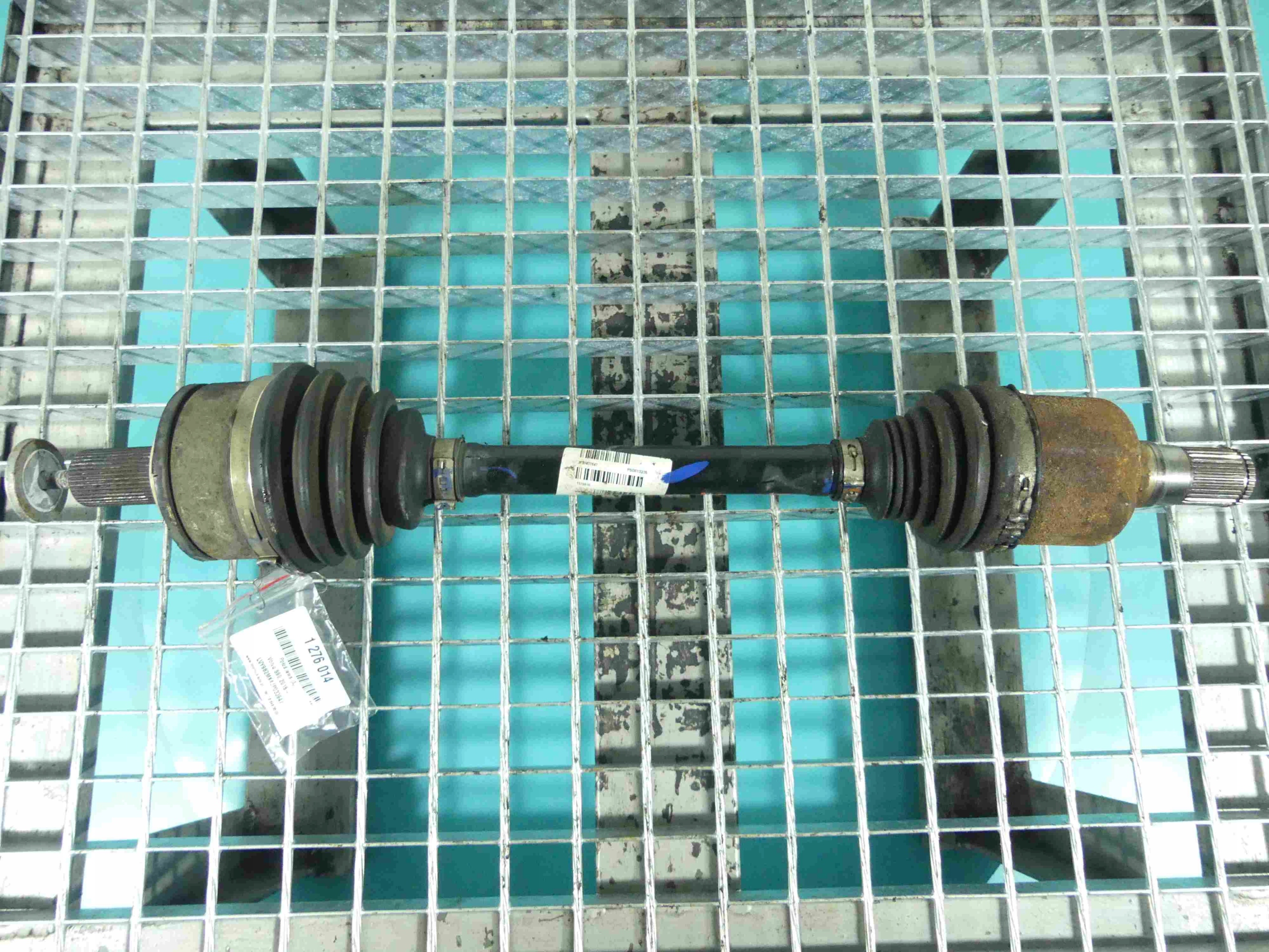 ПОЛУОСЬ ЛЕВА VOLVO S90 2016- 2.0 T5 ПЕРЕД