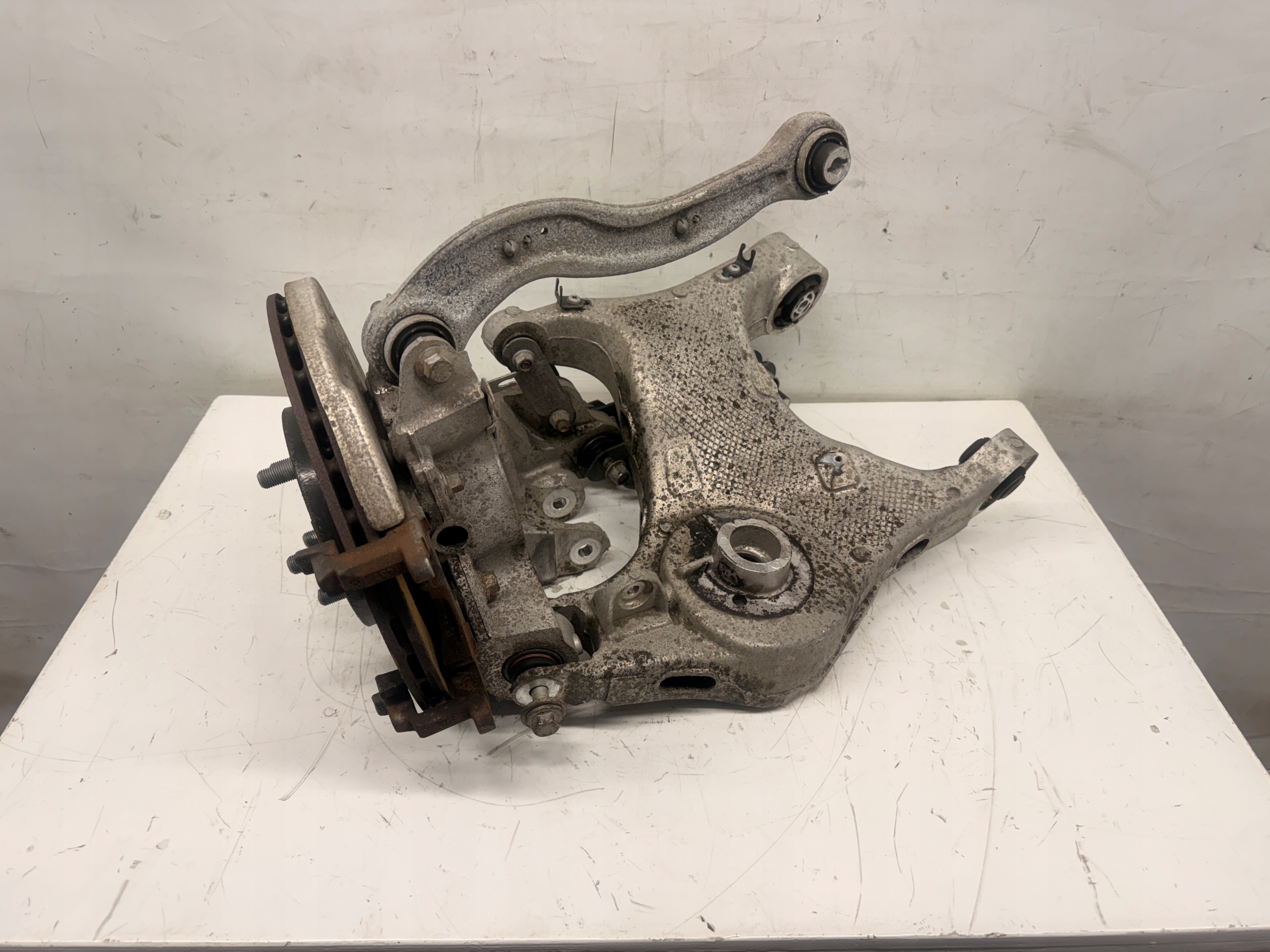 Velar 2.0D swing arm left rear part left rear HK83-5A971-AE