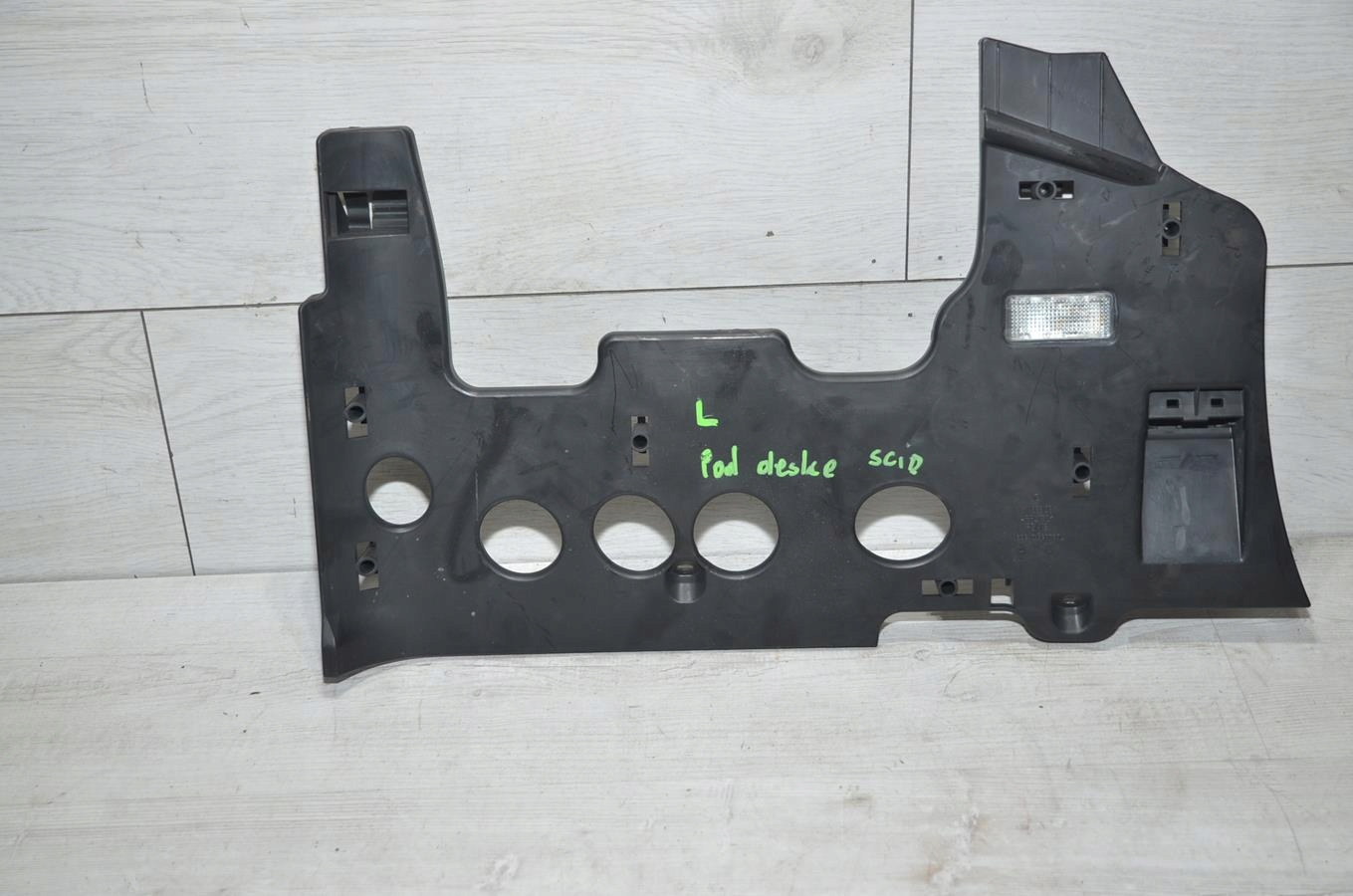 cover below deske left Scirocco MK3 1K8 2013r