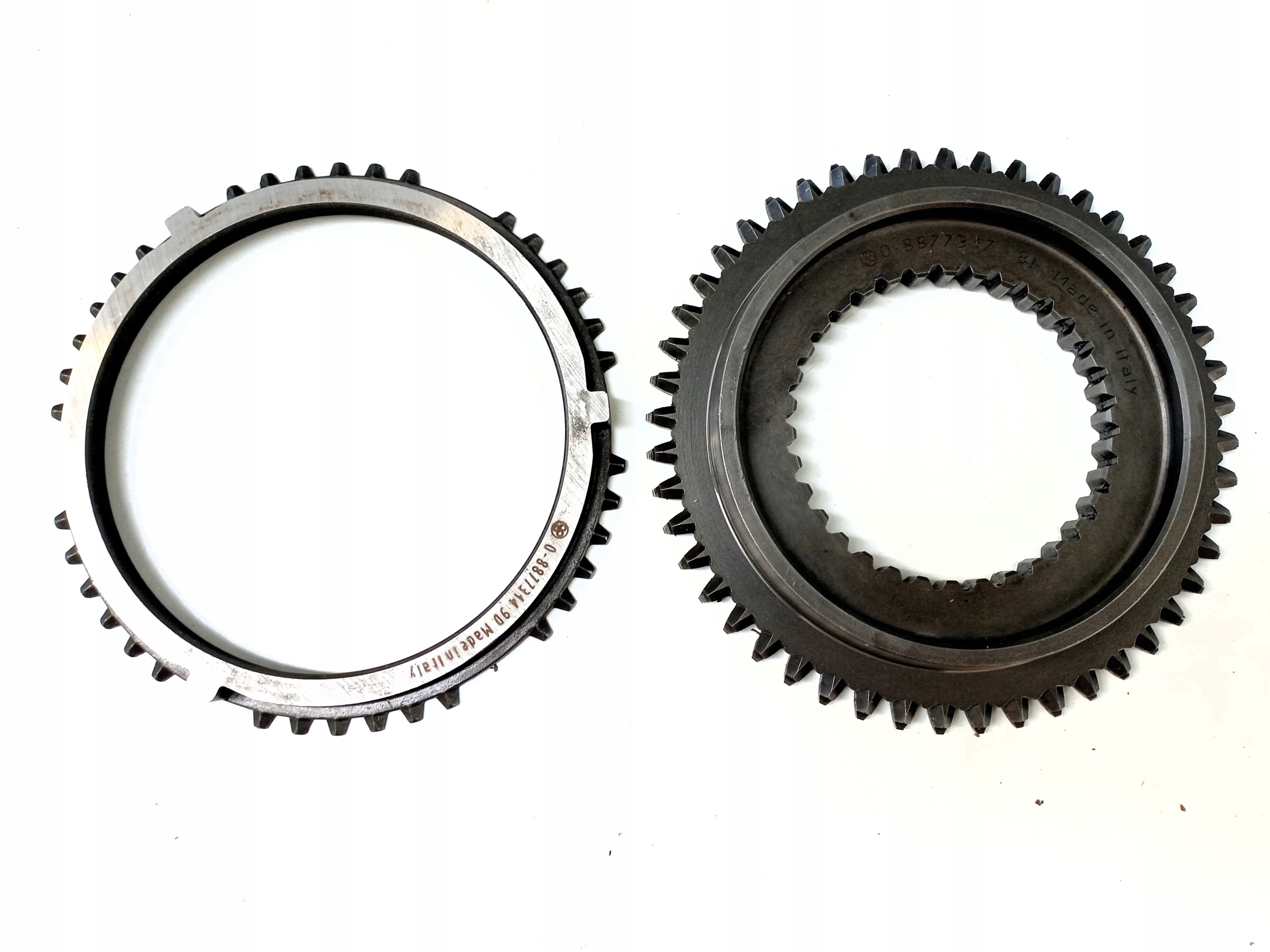 NOWY SYNCHRONIZATOR 48T KOŁO ZĘBATE PIERŚCIEŃ VOLVO EATON 8877317 Rodzaj skrzyni Brak informacji