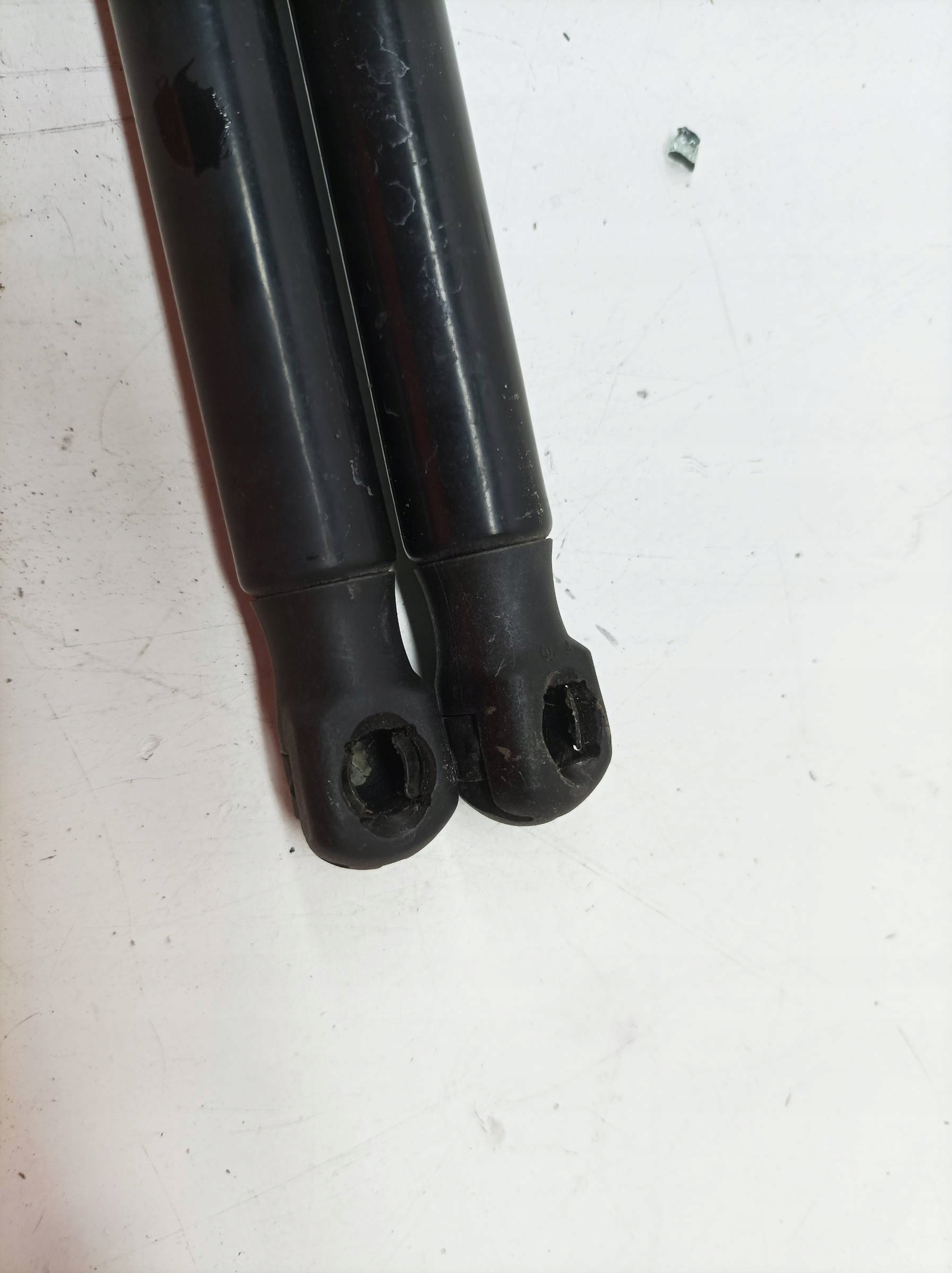 damper bonnet left right rear part boot KPL 657827550 Skoda Scala and (2019-)