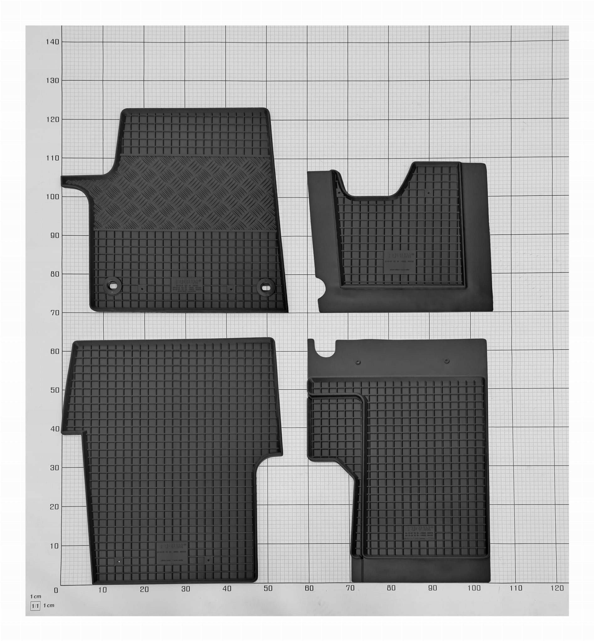 Dywaniki i mata Opel Zafira Life 8M + tunel L2 od 2019 Producent Rigum