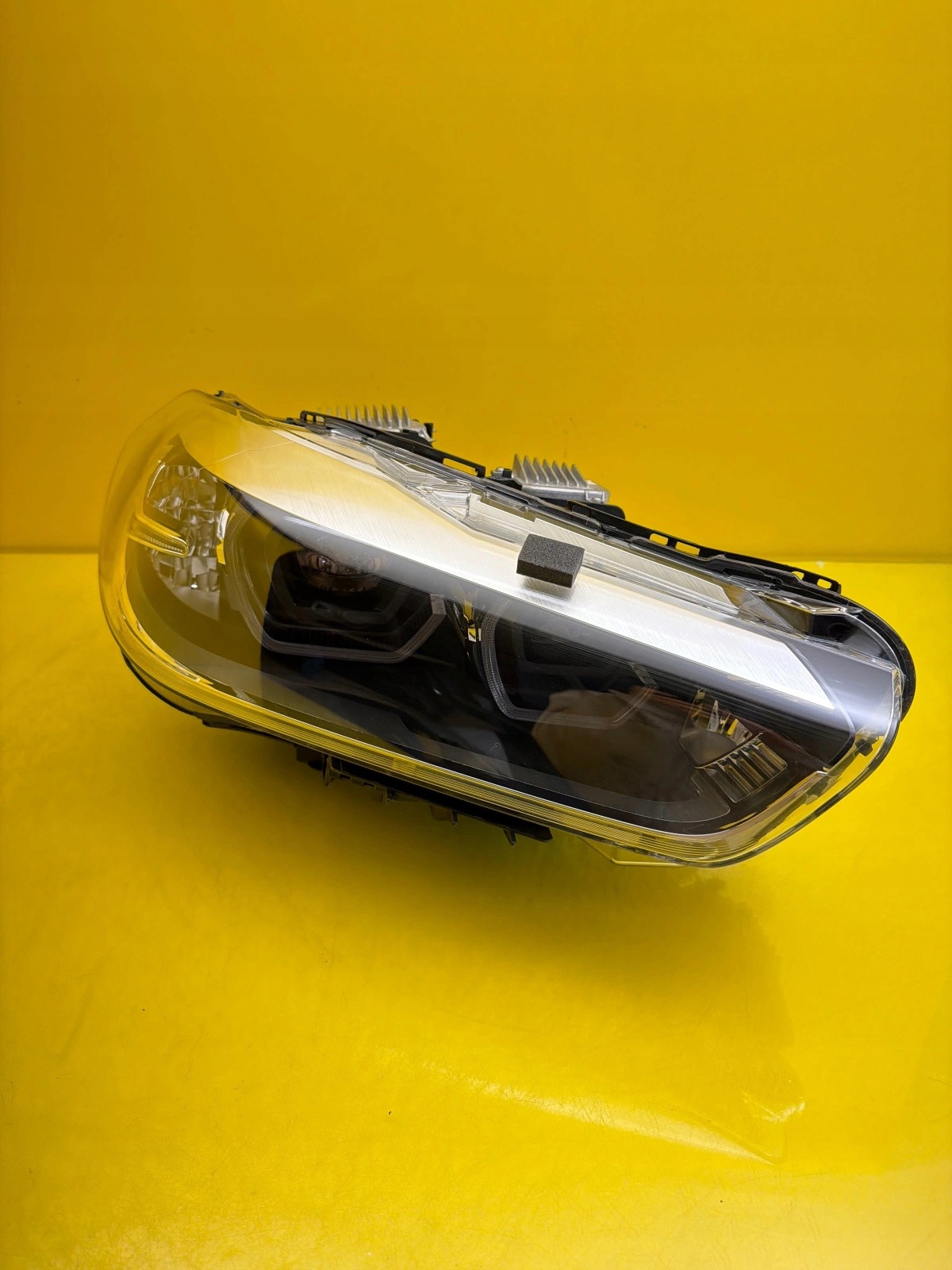 light right BMW X2 F39 Full Led 5A1E0A8-02