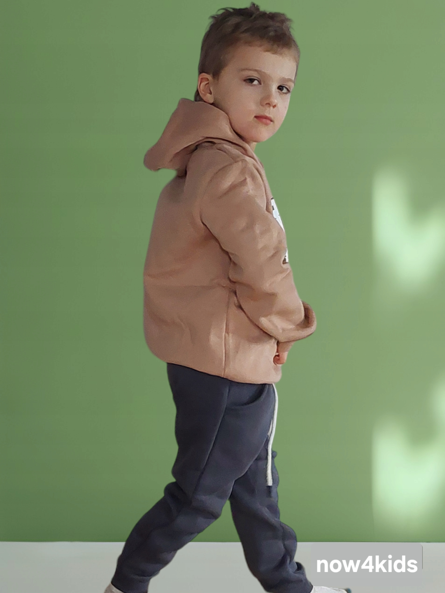 Komplet dresowy dla chłopca ciepły bawełniany bluza z kapturem spodnie 122 Wiek dziecka 7 lat +