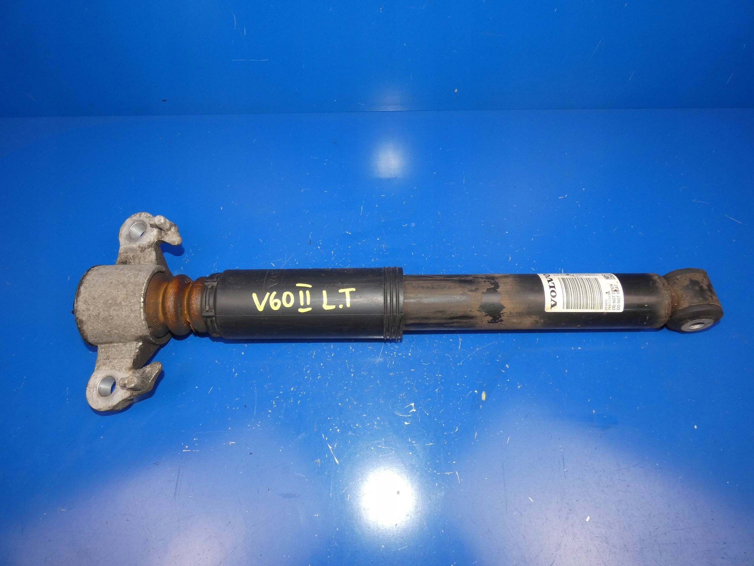 VOLVO V60 II 18- shock absorber right left rear part rear