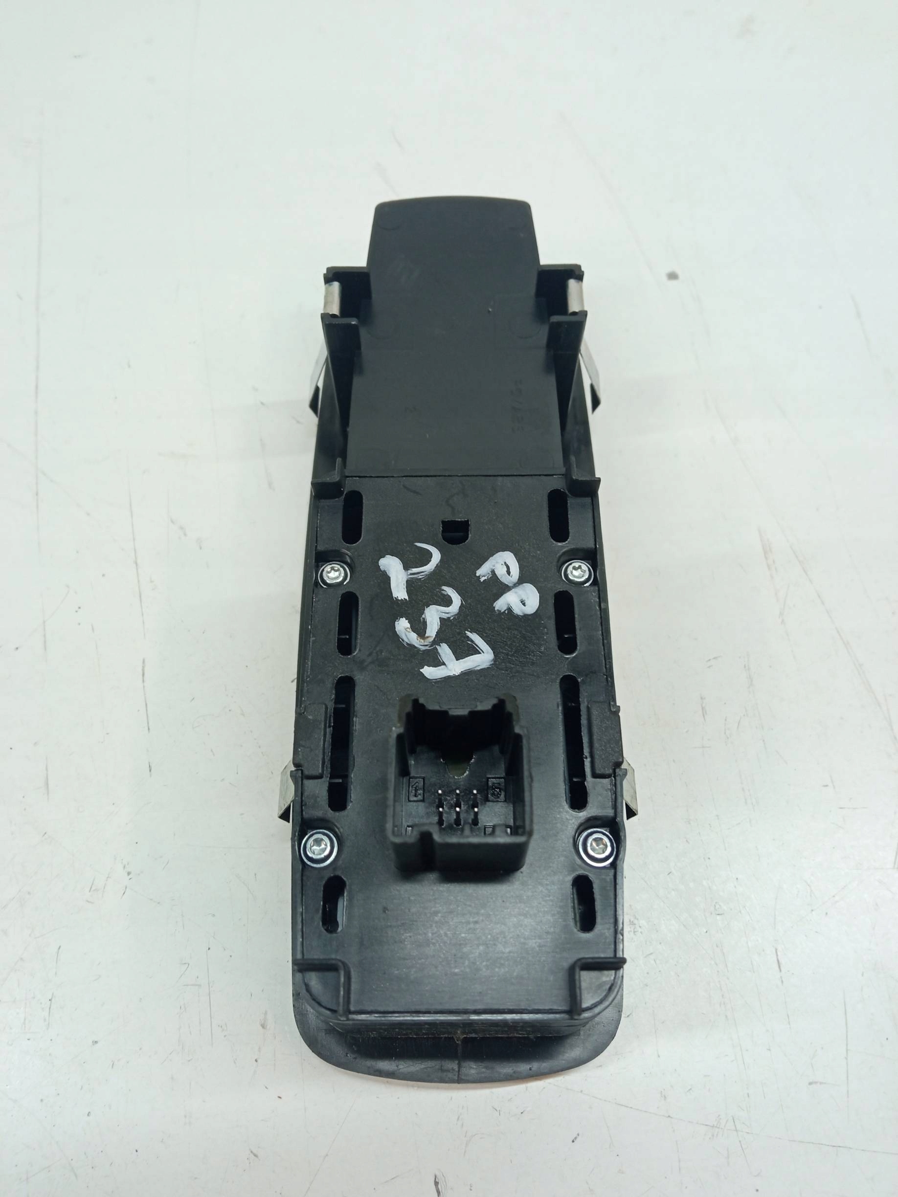 window control switch right front 68228155AA Jeep Cherokee V (2014- )